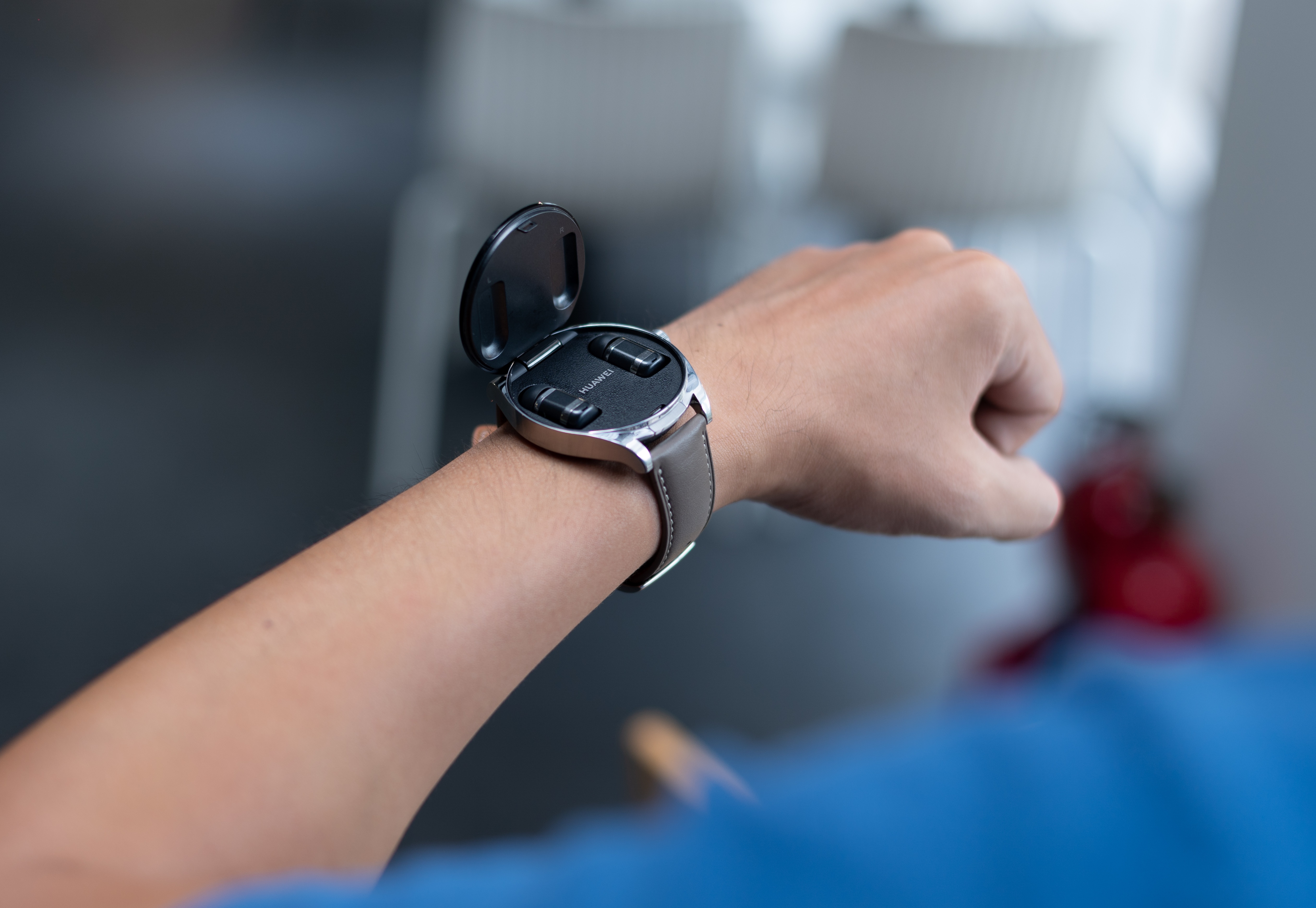 danh gia Huawei Watch Buds anh 3