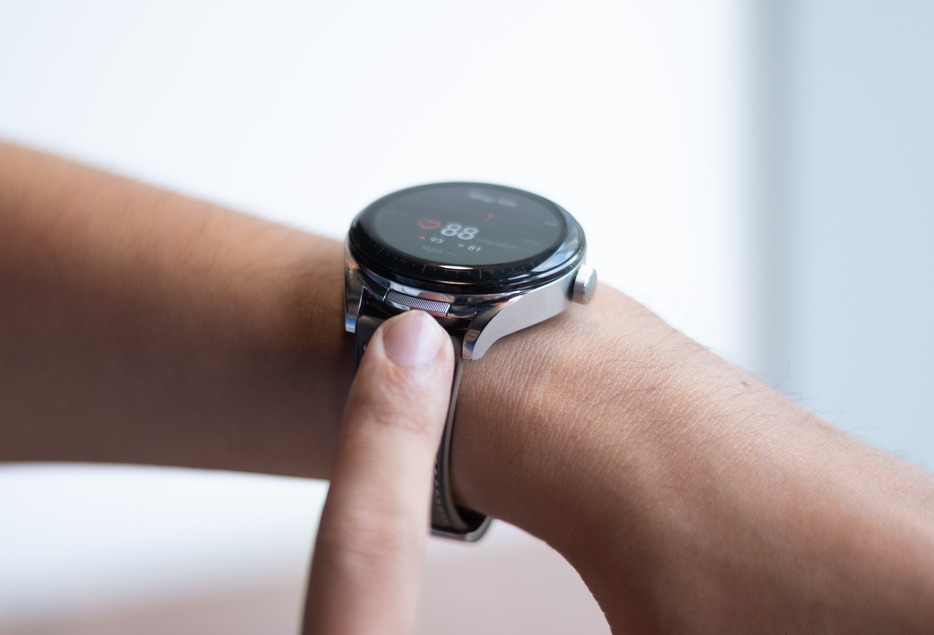 danh gia Huawei Watch Buds anh 4