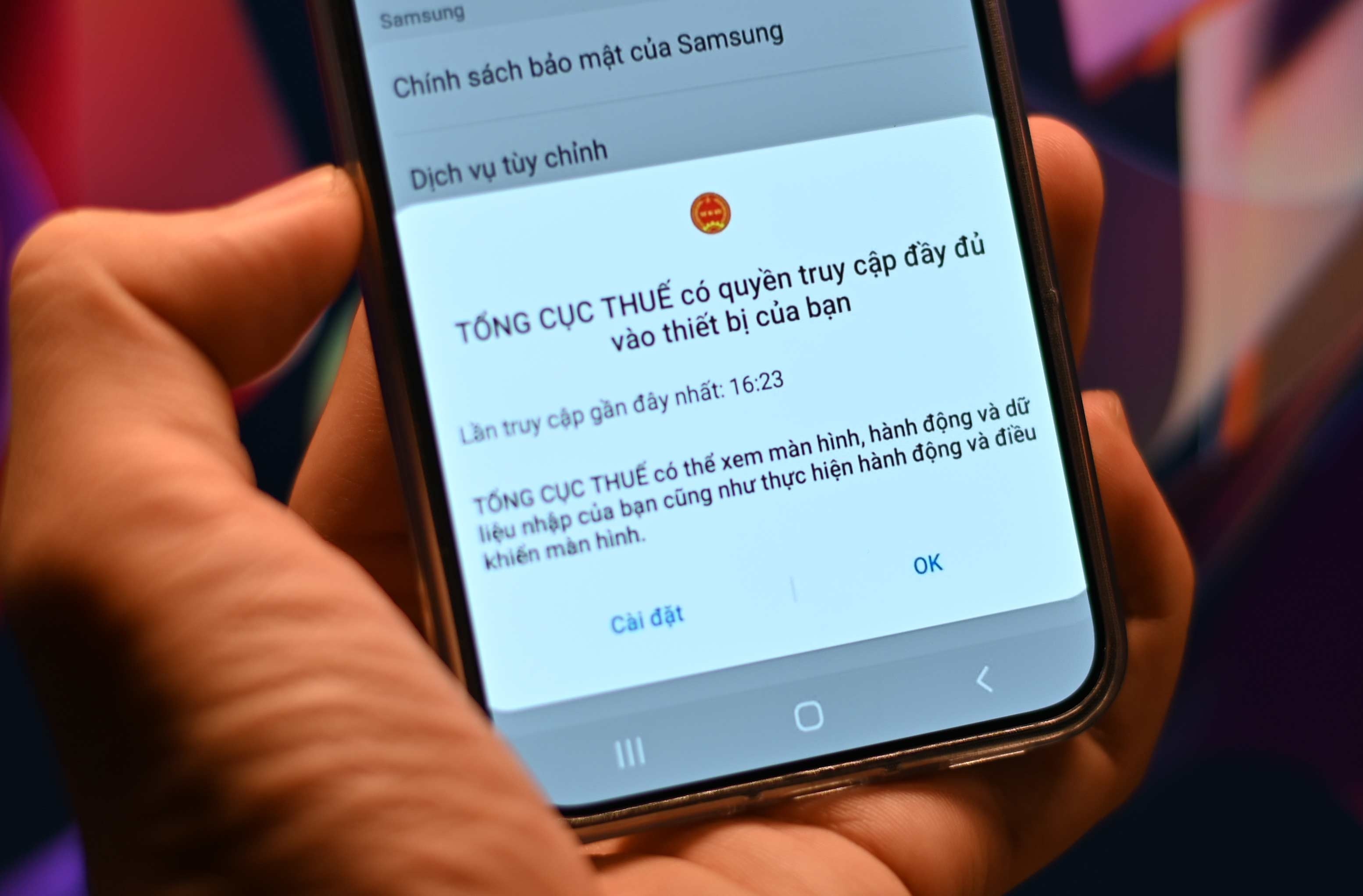 Nguoi dung mat tien khi bi lua cai app 'Tong Cuc Thue' gia mao hinh anh