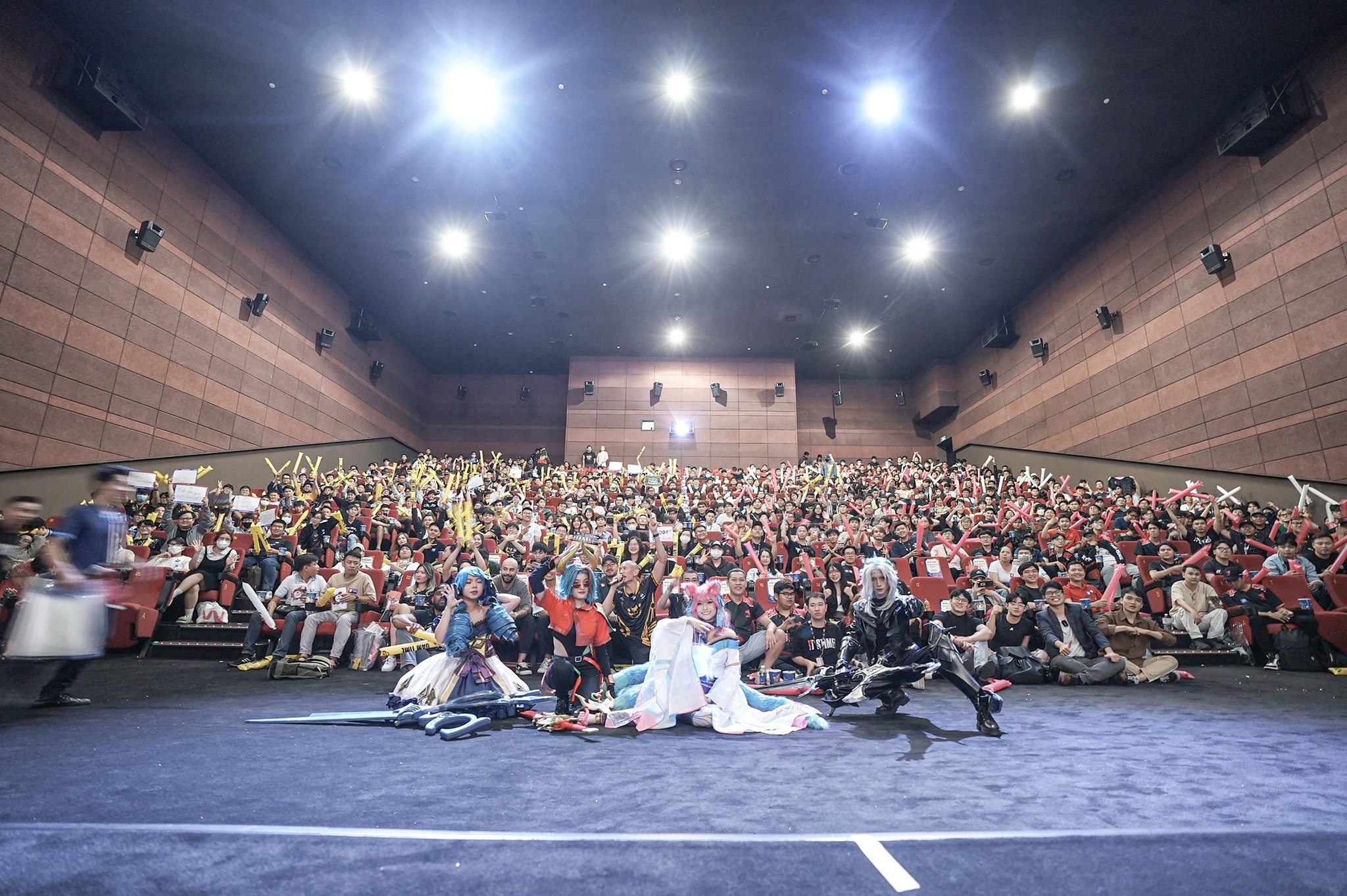 LoL Việt hồi sinh ảnh 1 LoL Viet hoi sinh anh 1