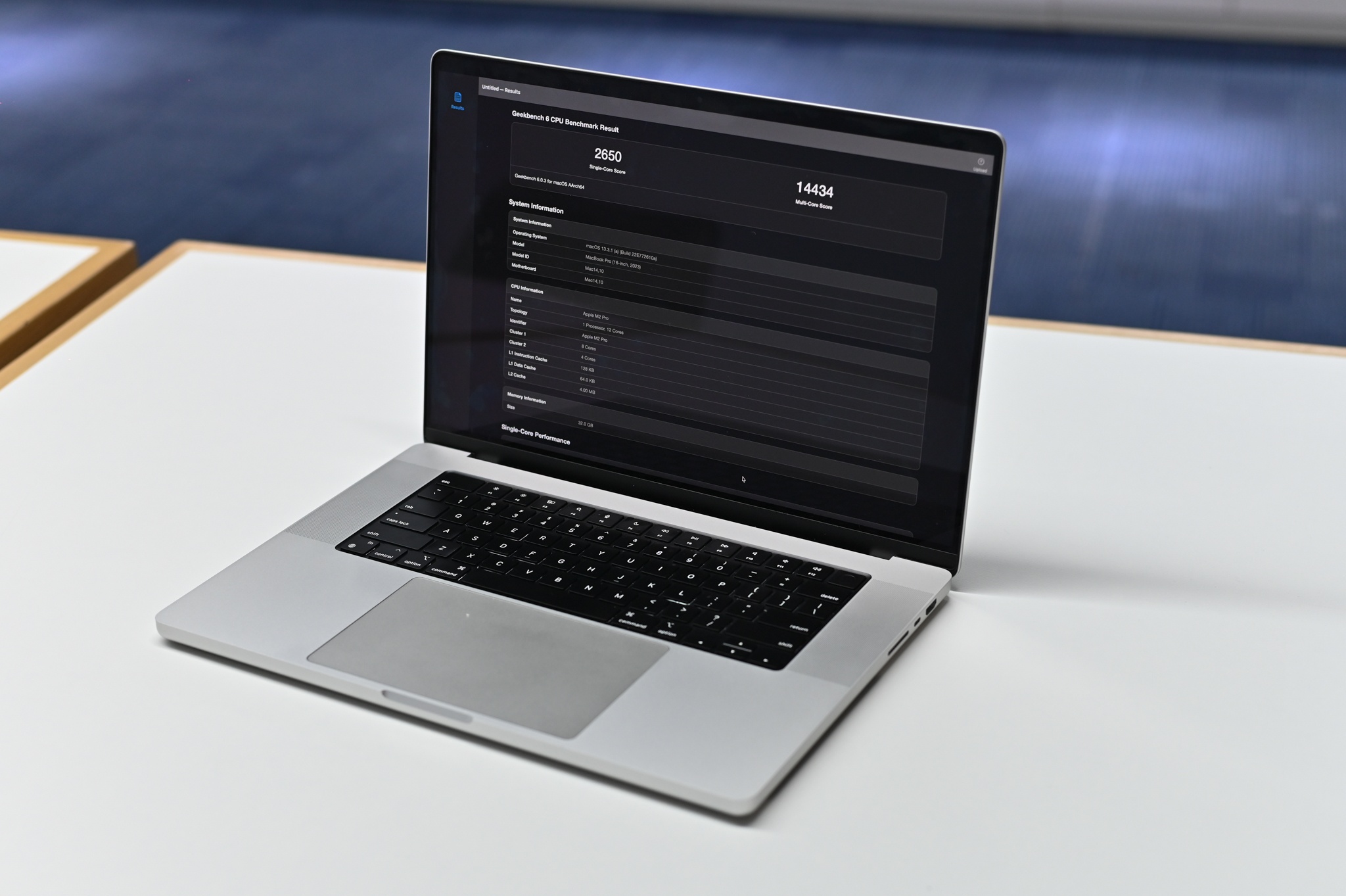 review macbook pro anh 2