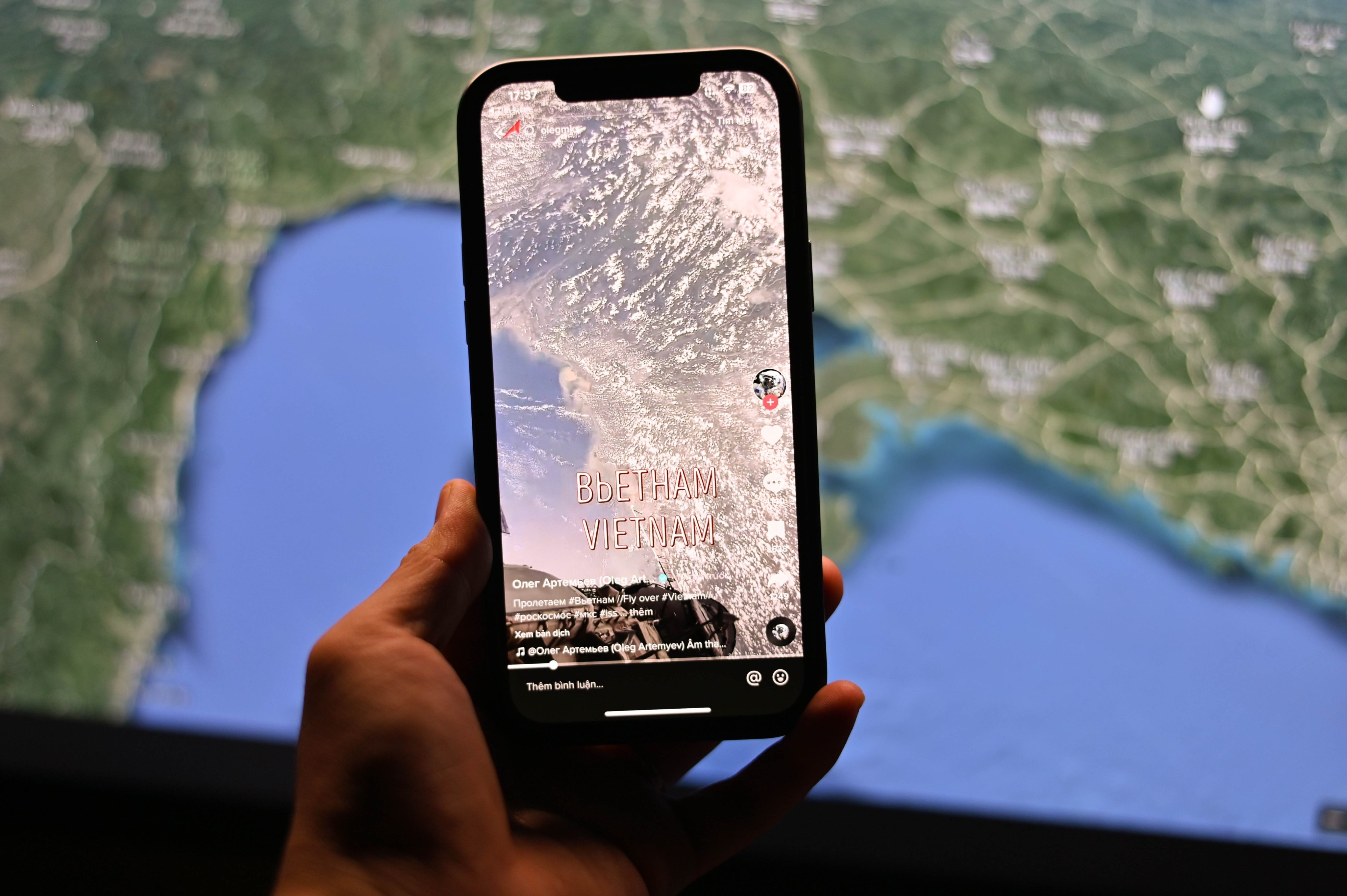 Su that clip 'phi hanh gia vu tru quay Viet Nam do nguoi dung yeu cau' hinh anh