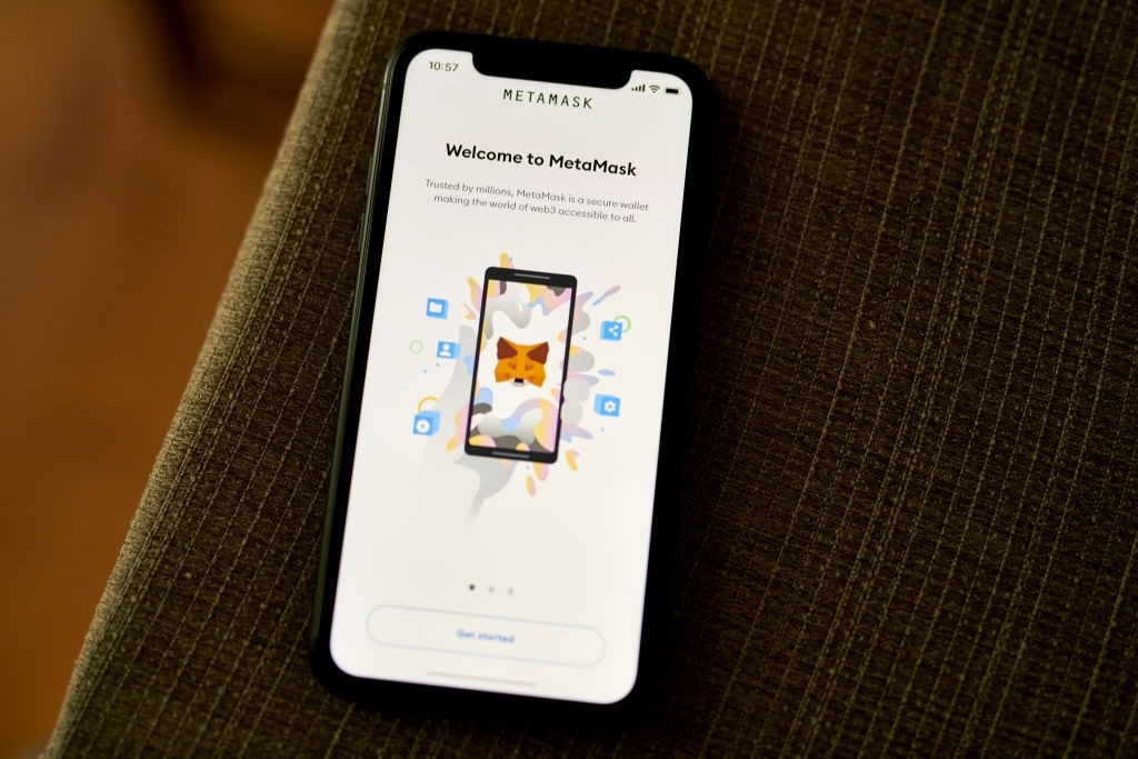 Consensys,  YouGov anh 5