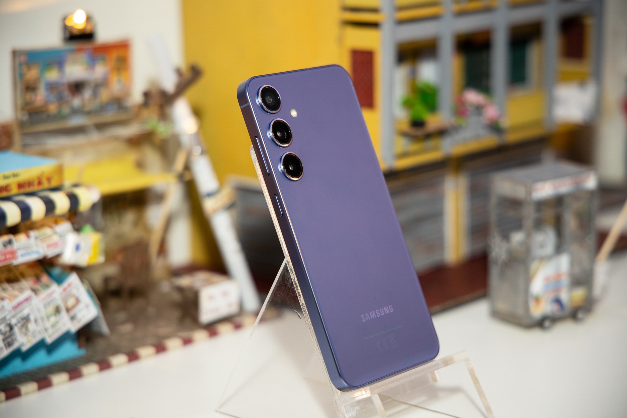 Tren tay S24 Ultra anh 19