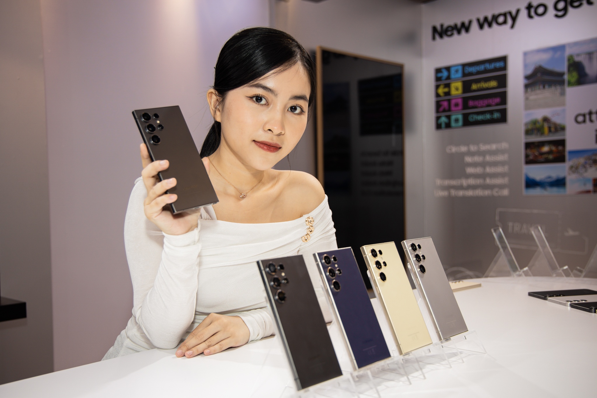 Tren tay S24 Ultra anh 1