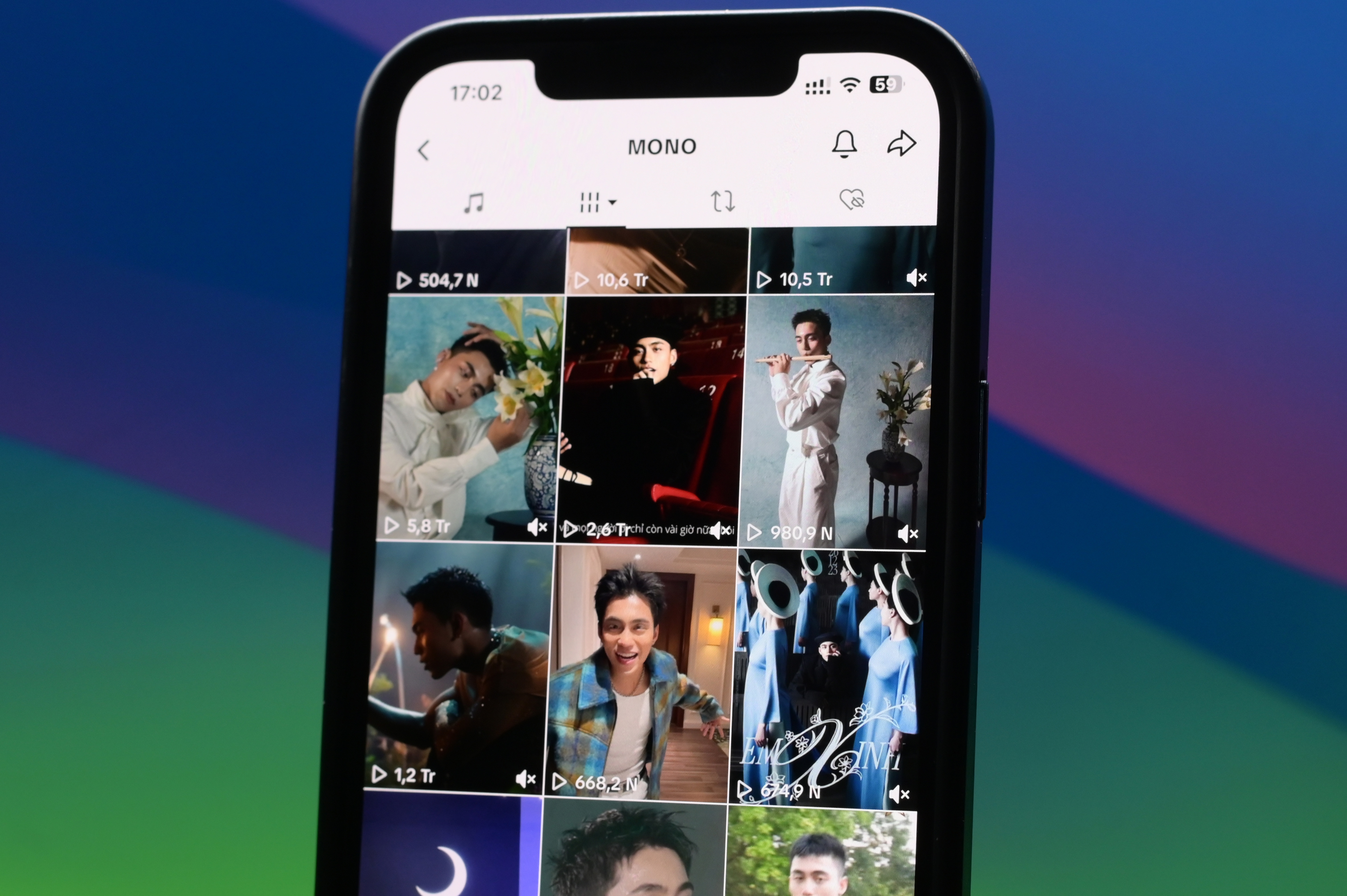 Nhac cua MONO, HIEUTHUHAI bi tat tieng hang loat tren TikTok hinh anh