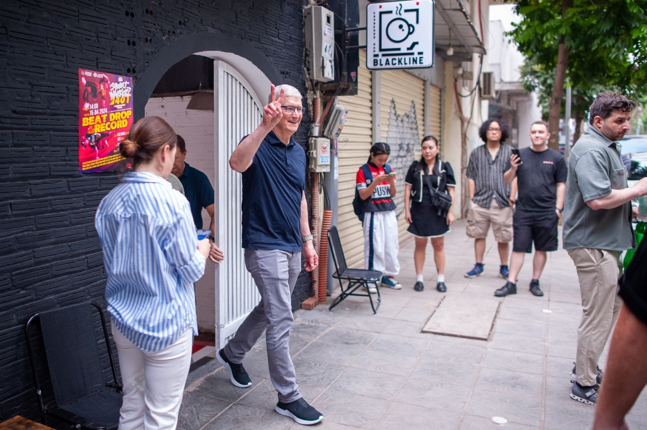 tim cook den ha noi anh 4