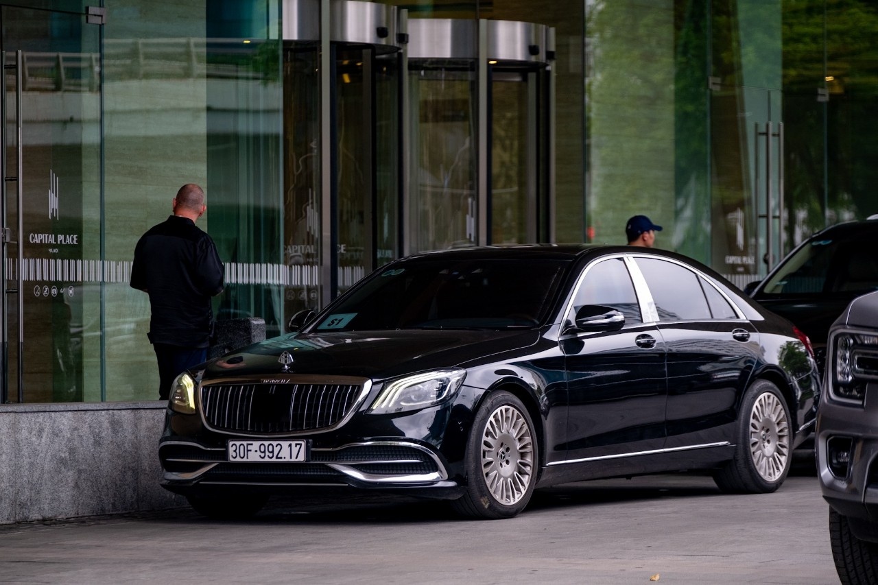 tim cook den ha noi anh 2