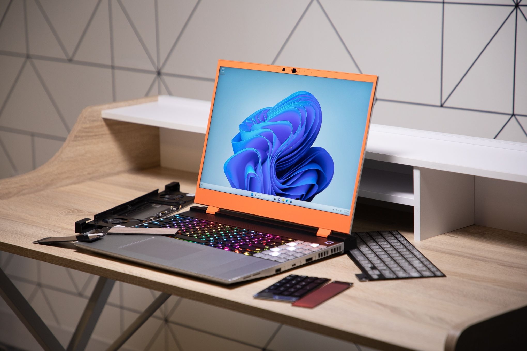 May tinh lap rap nhu Lego hinh anh