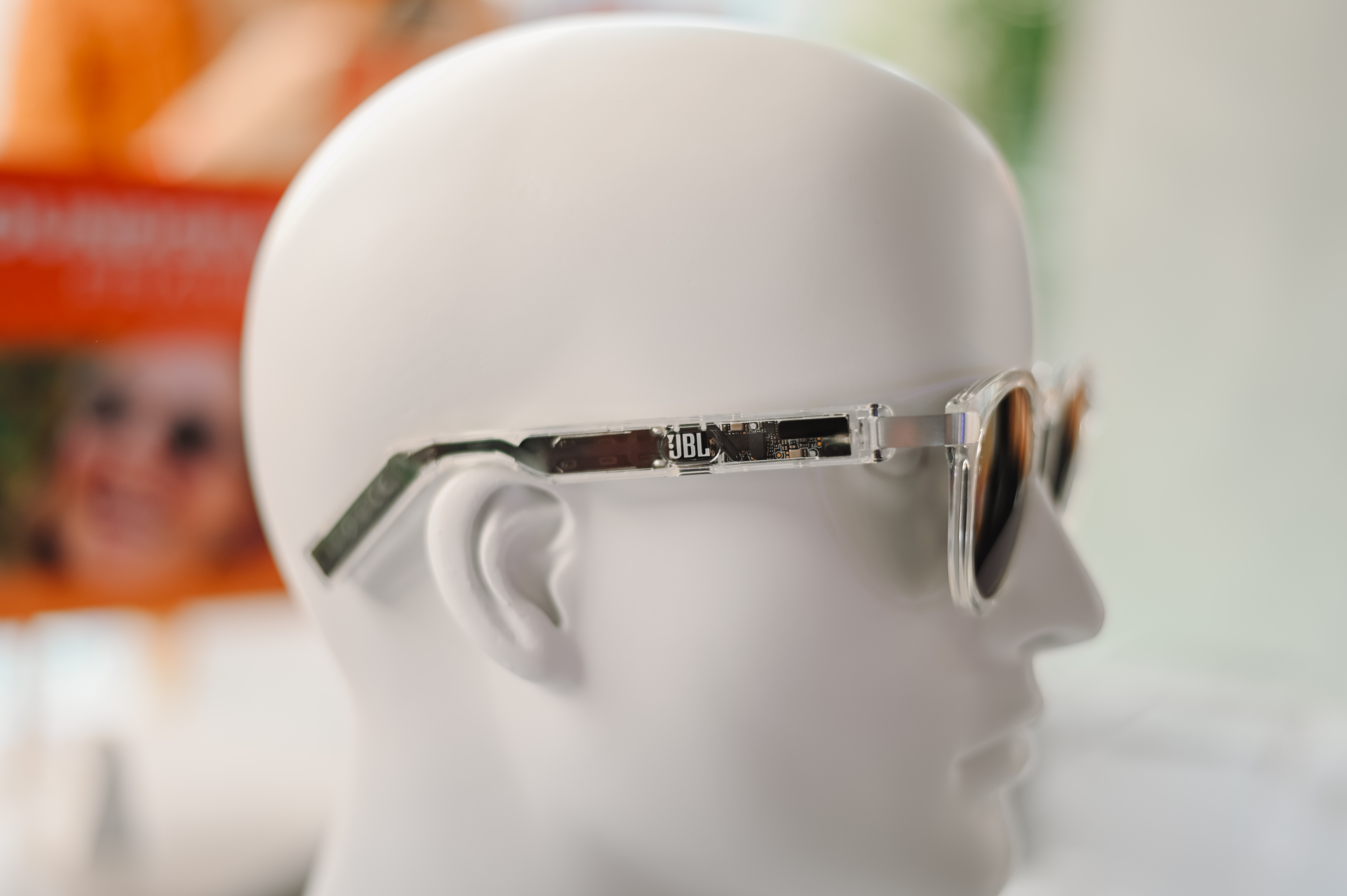 kinh phat nhac JBL anh 5