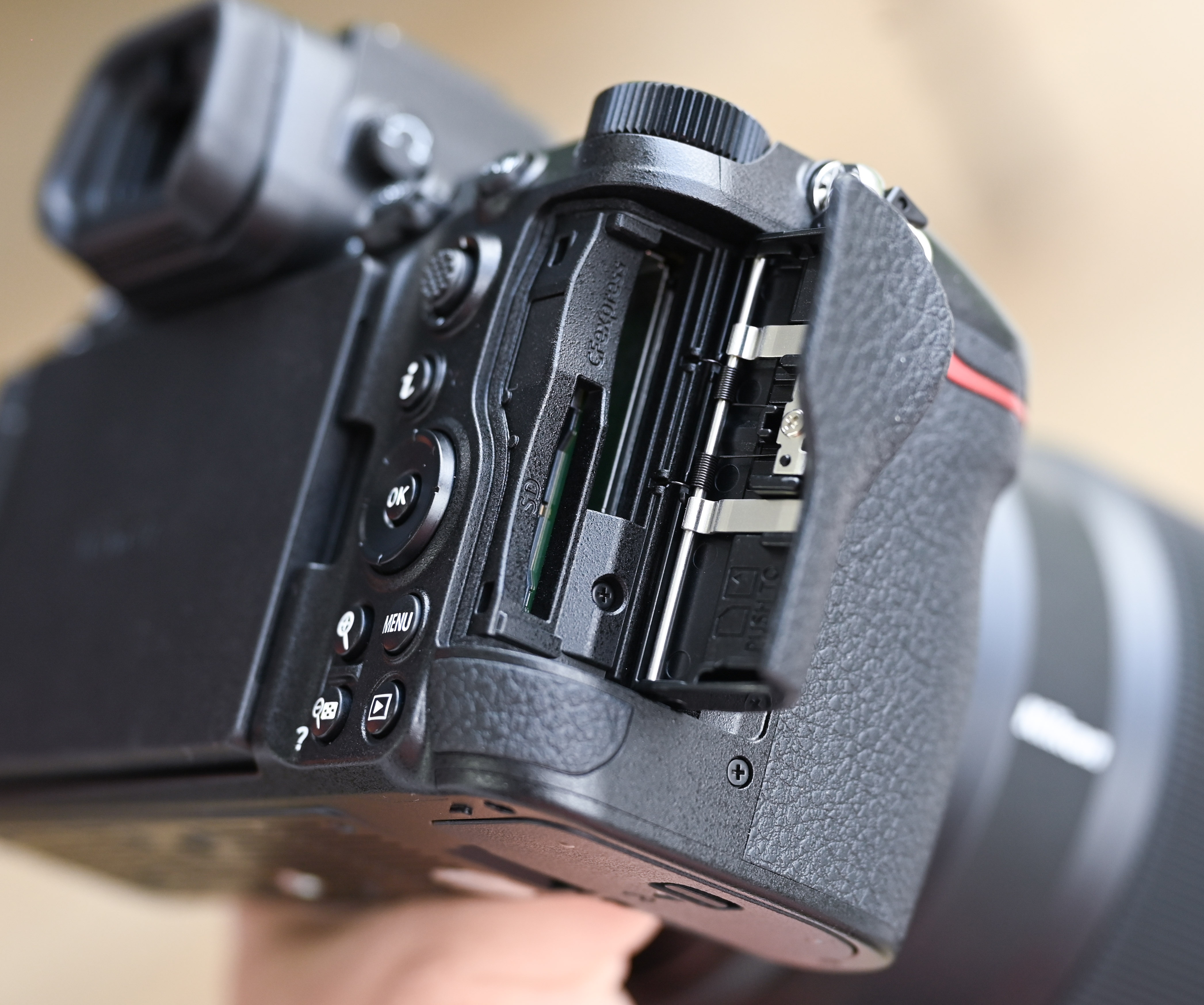 nikon z6 iii may anh anh 9