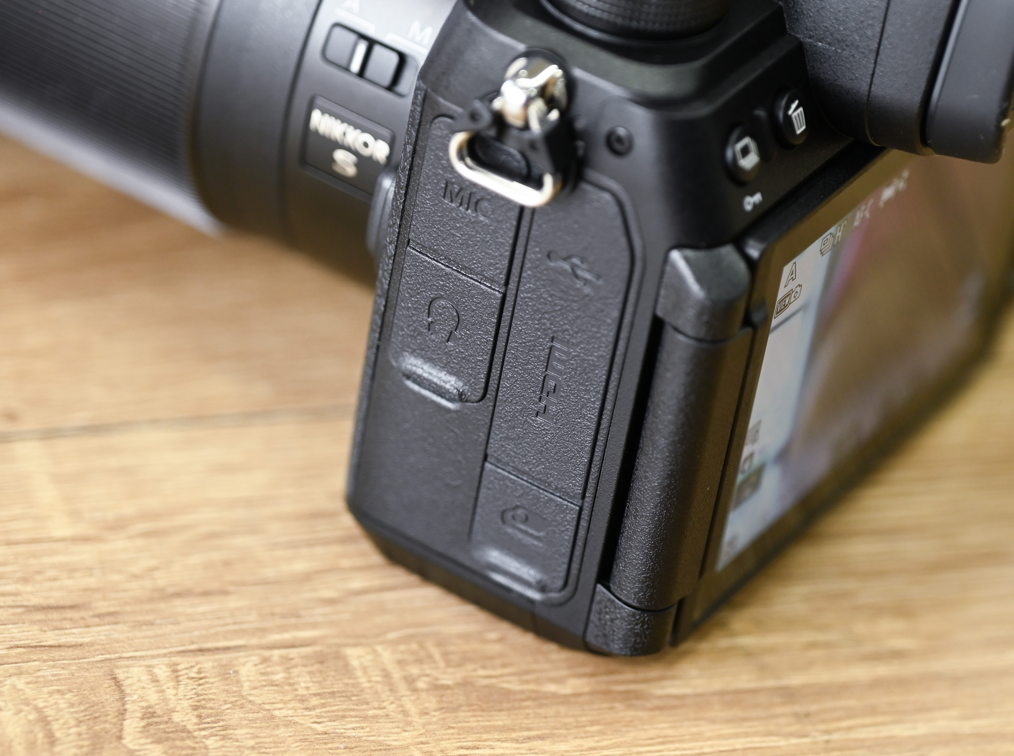 nikon z6 iii may anh anh 2