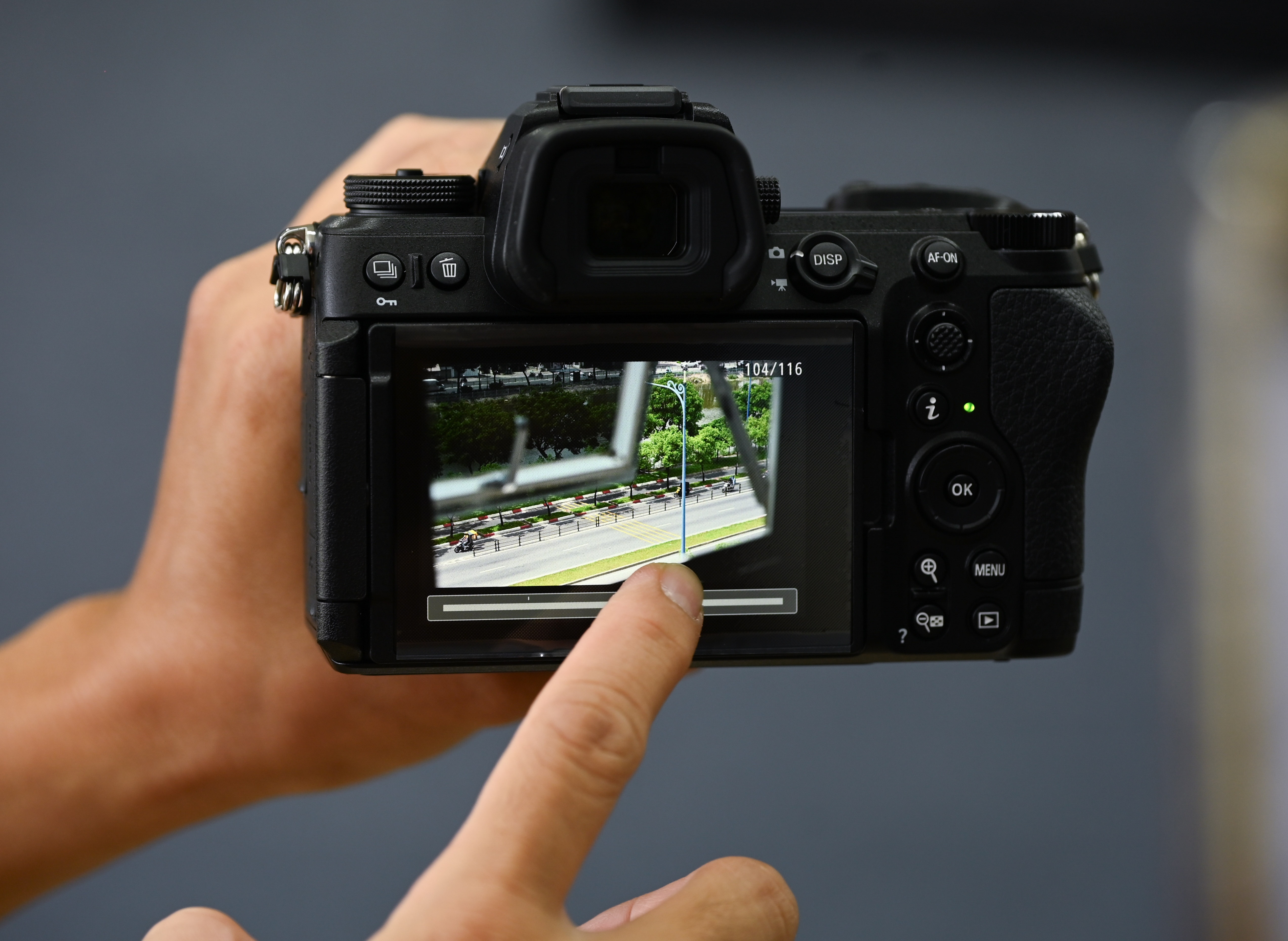 nikon z6 iii may anh anh 11