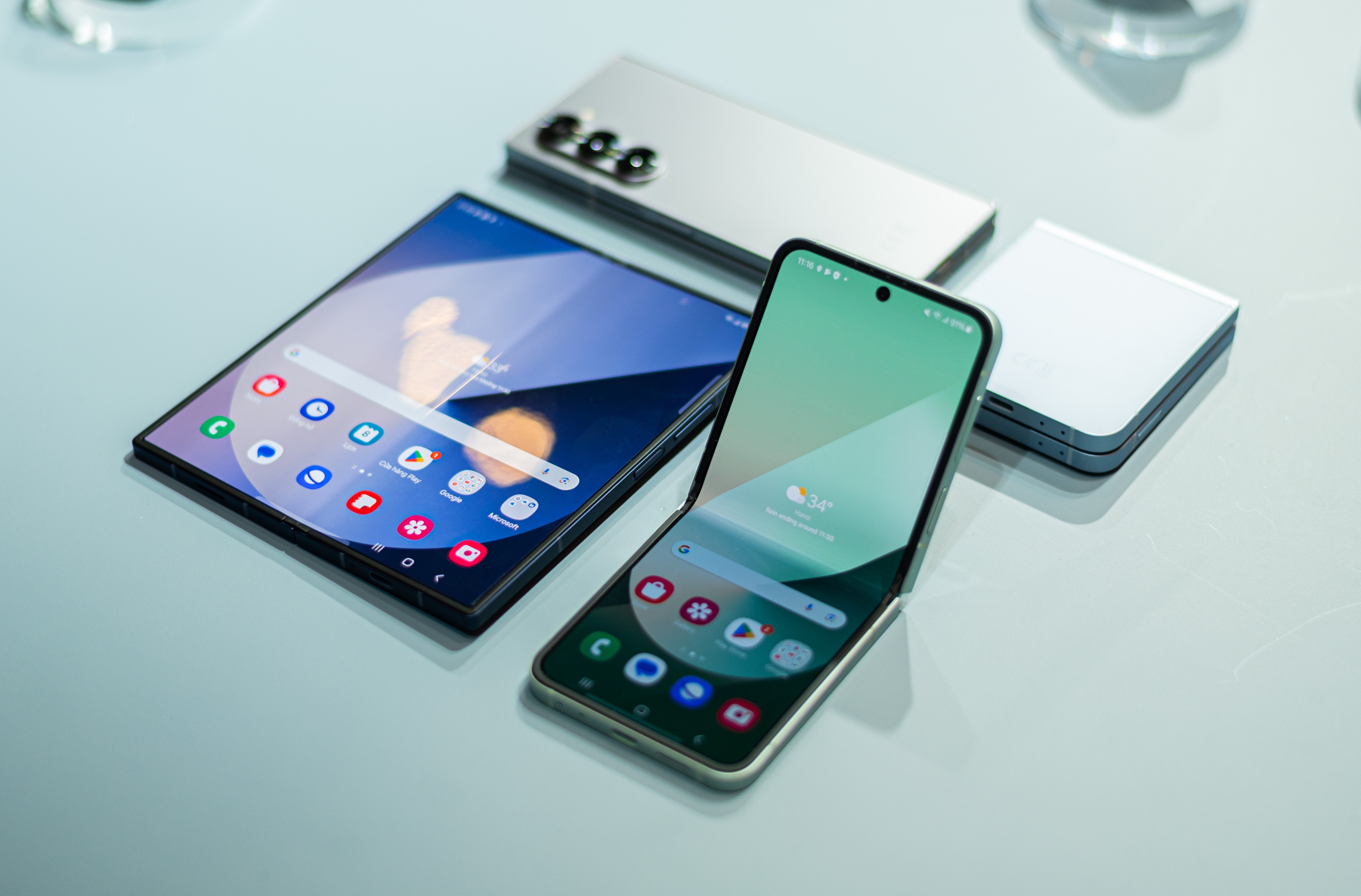 Galaxy Z Fold6 va Z Flip6: Buoc tien dai cua dien thoai gap Samsung hinh anh