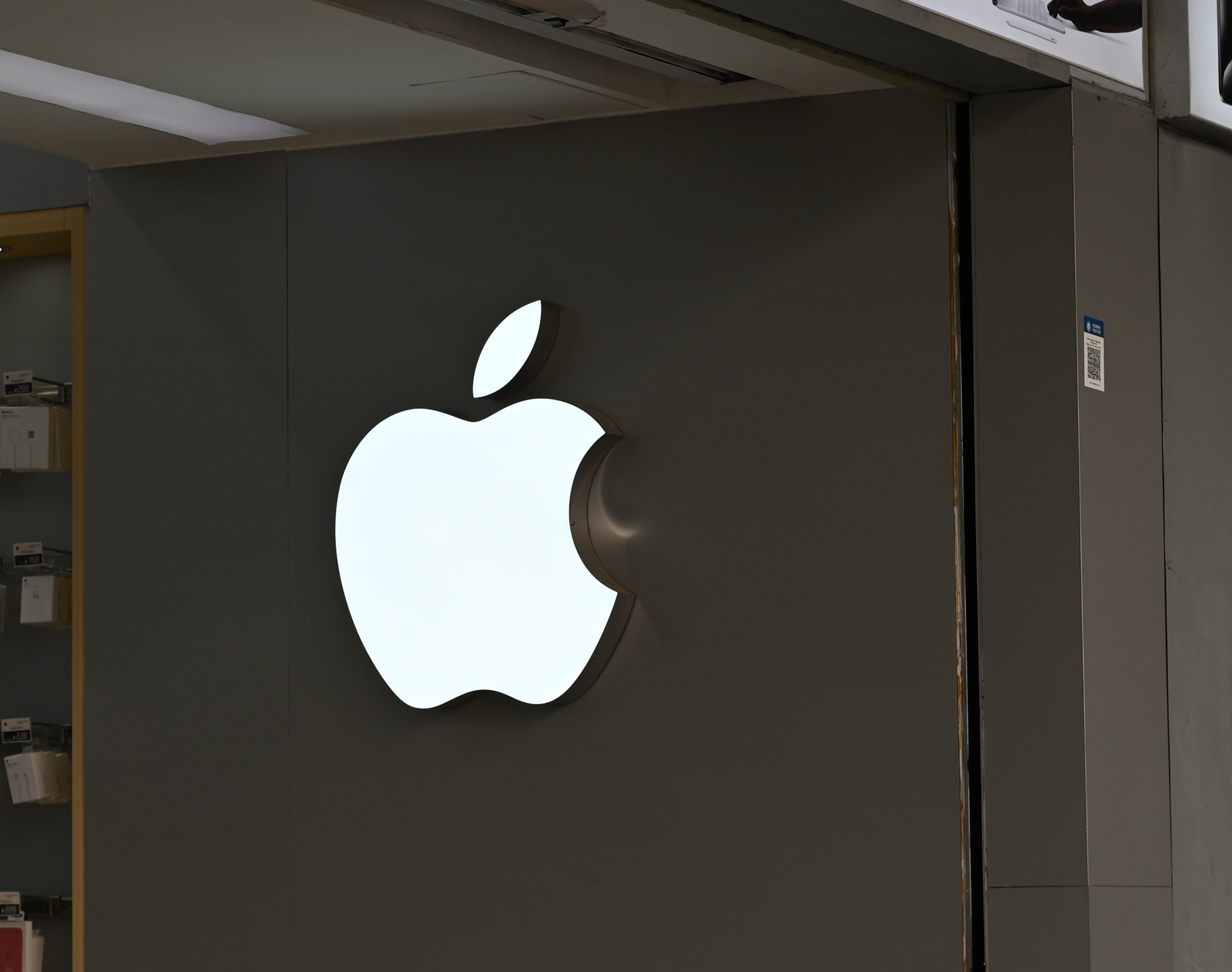 Apple thanh cong ty dau tien dat von hoa 3.500 ty USD hinh anh