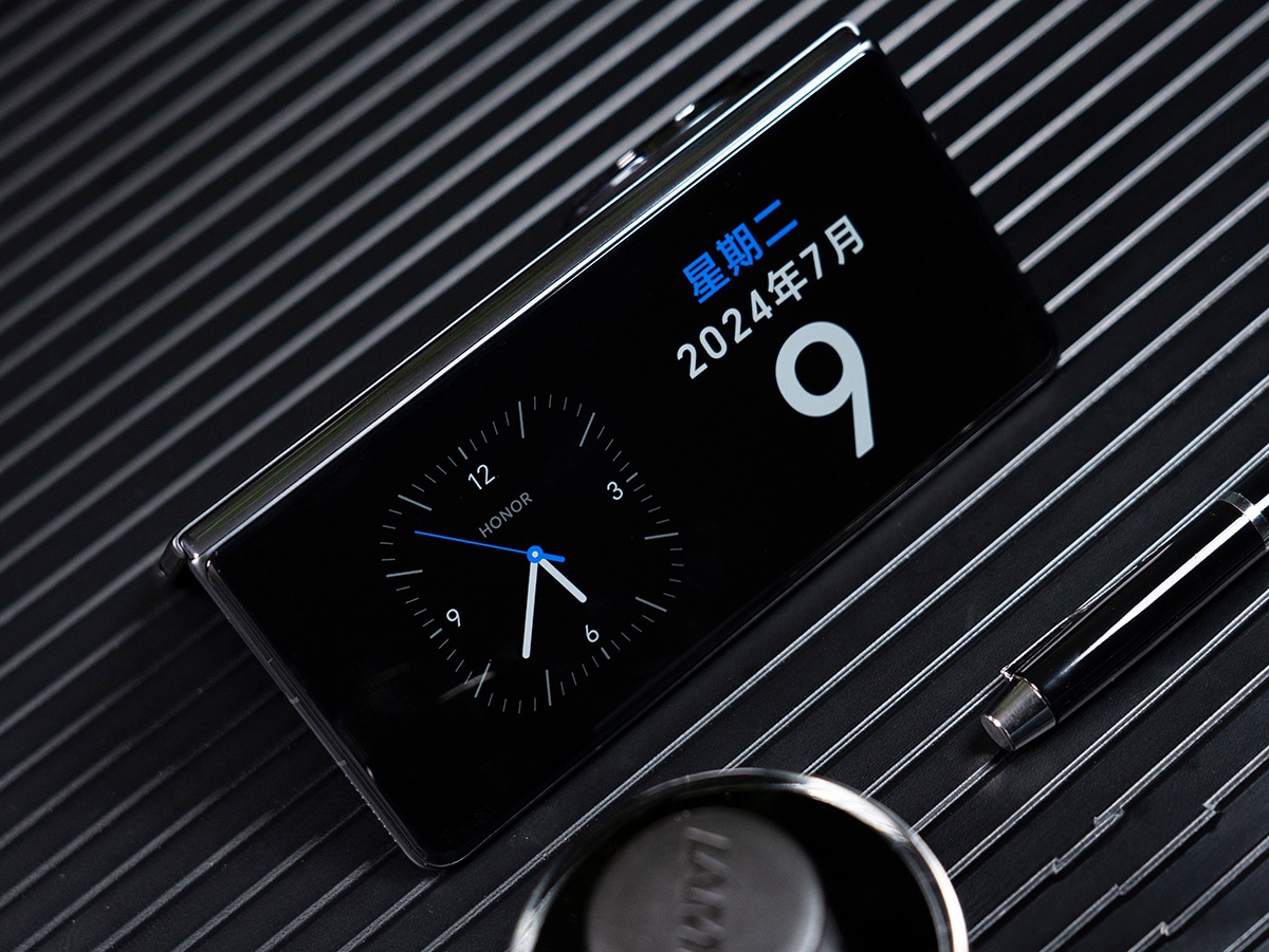 Cac hang Trung Quoc ngay cang nghiem tuc voi smartphone gap hinh anh