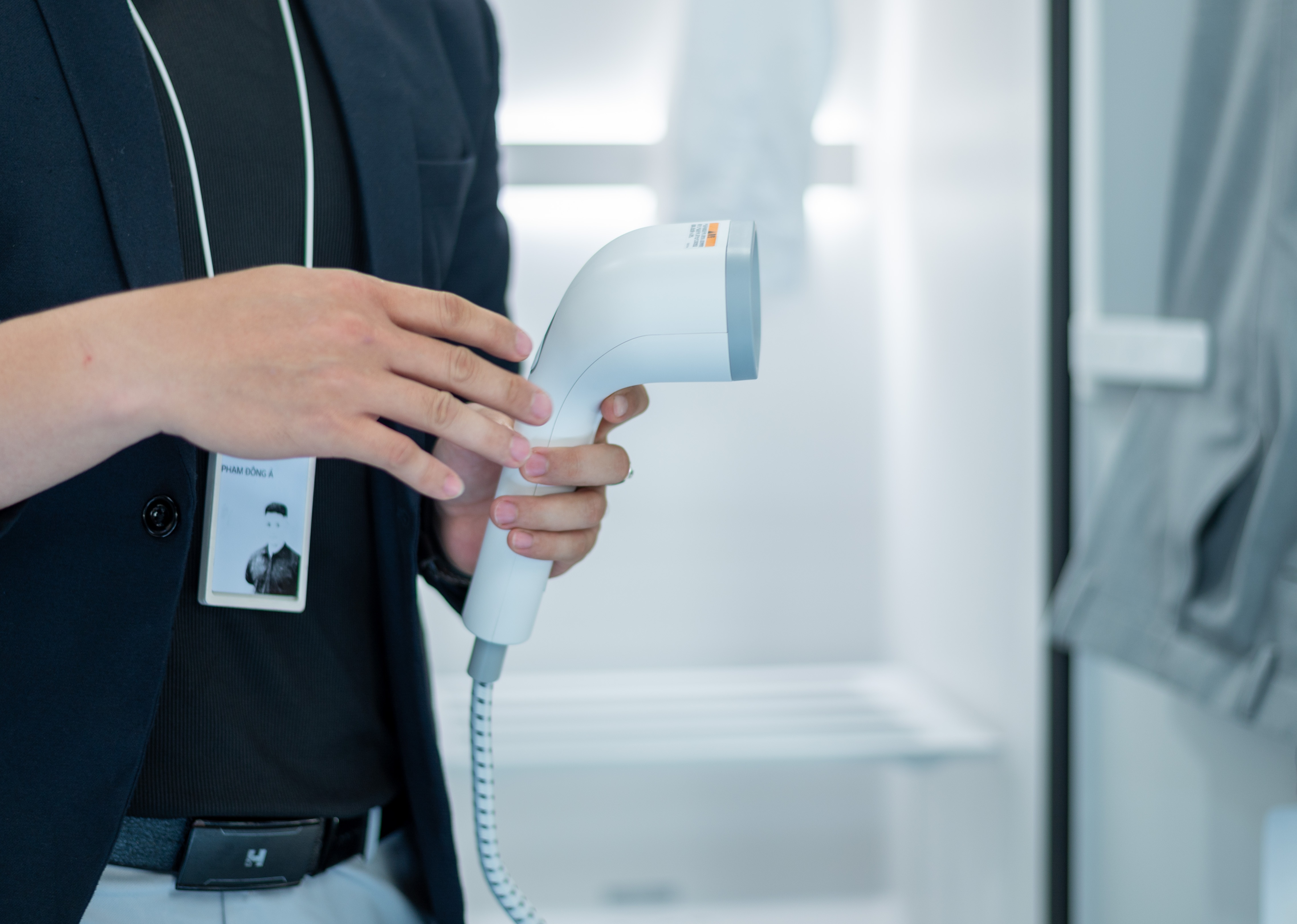 tủ giặt quần áo LG ảnh 3 tu giat quan ao LG anh 3