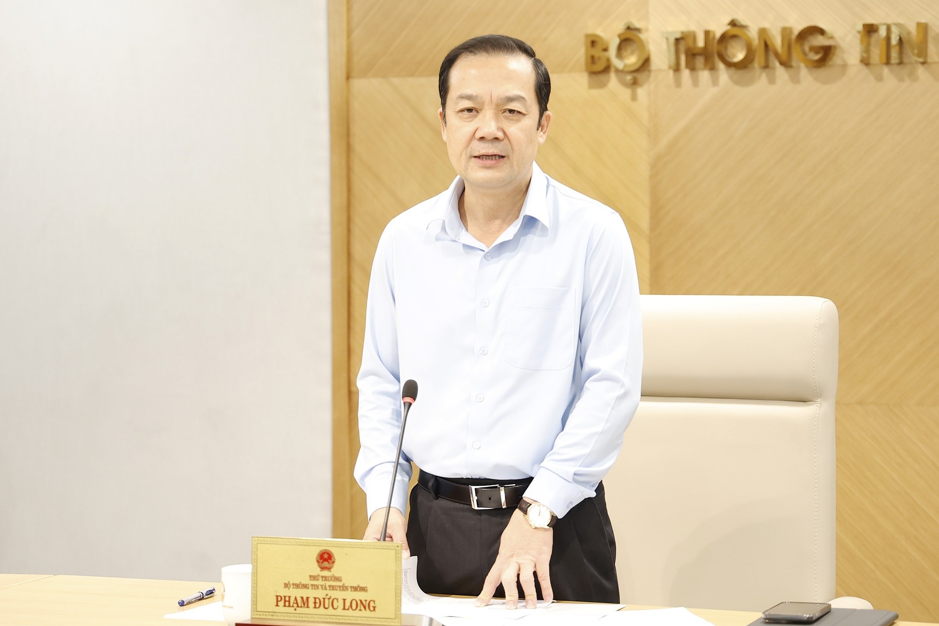 chan web xoi lac anh 2