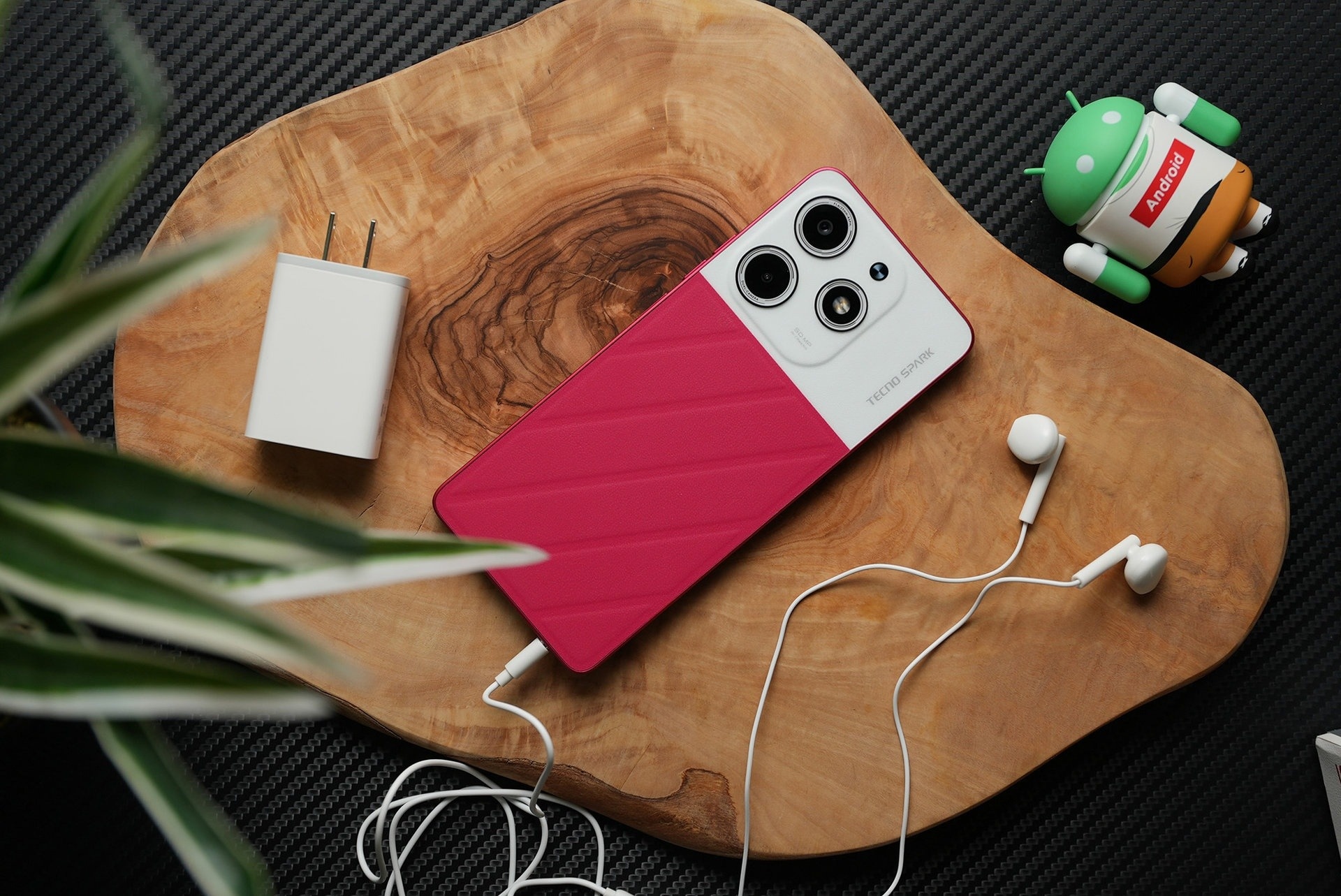 Trung Quoc bat giam doc hang dien thoai so mot chau Phi hinh anh