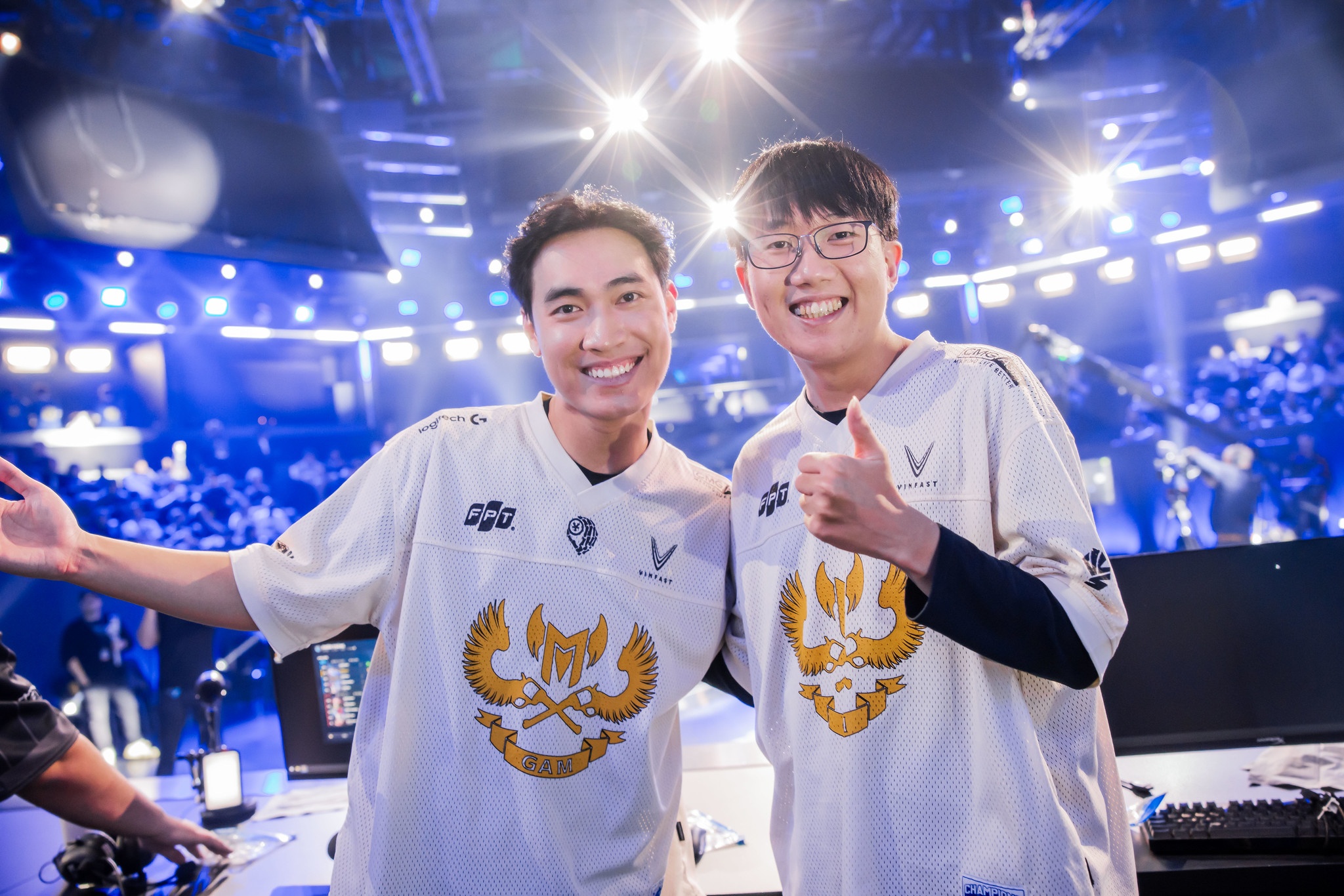 2 trieu nguoi xem doi eSports Viet Nam thang tran hinh anh