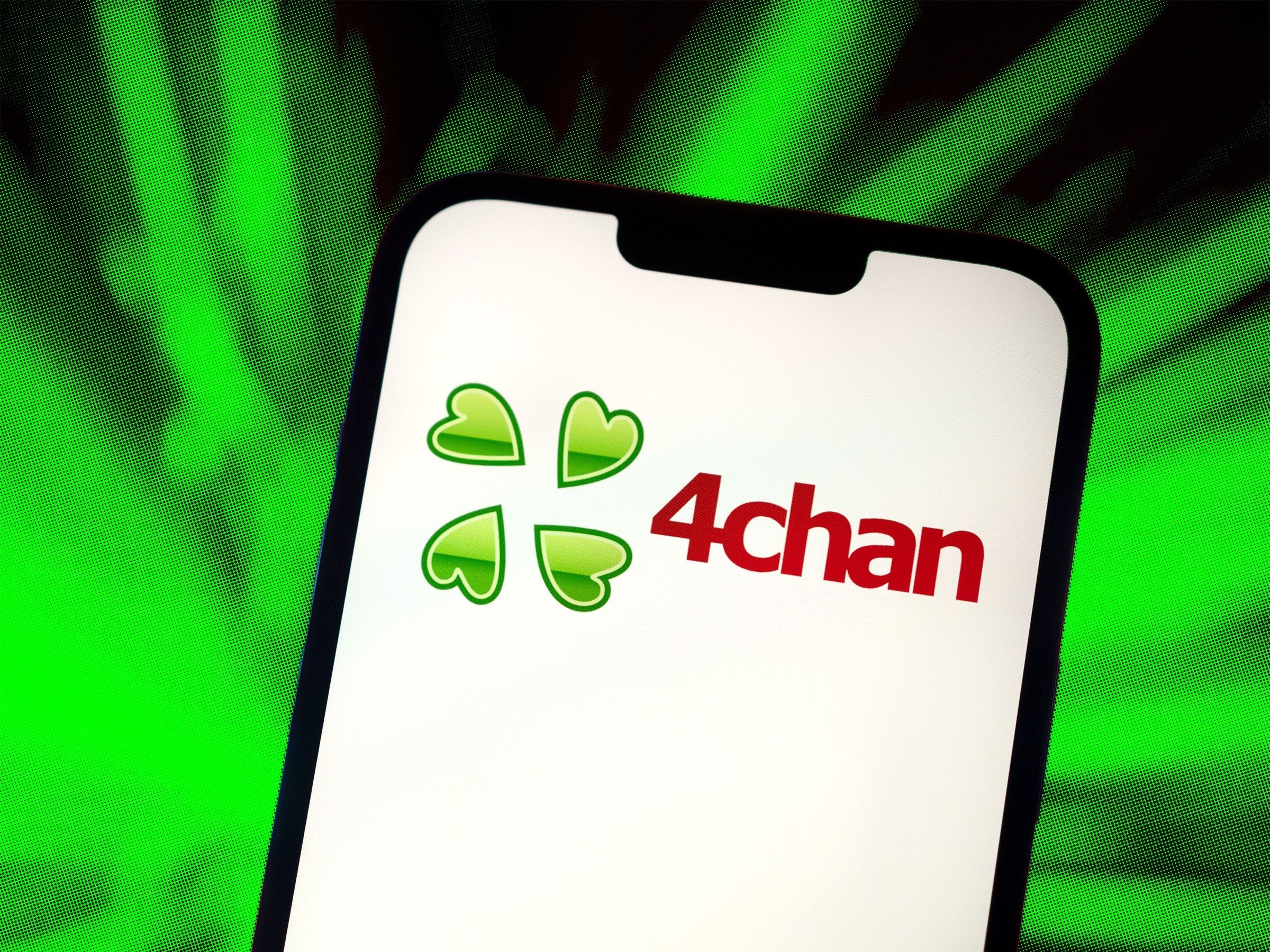 Dien dan 'ban thiu nhat the gioi' bi hack boi mot file PDF hinh anh