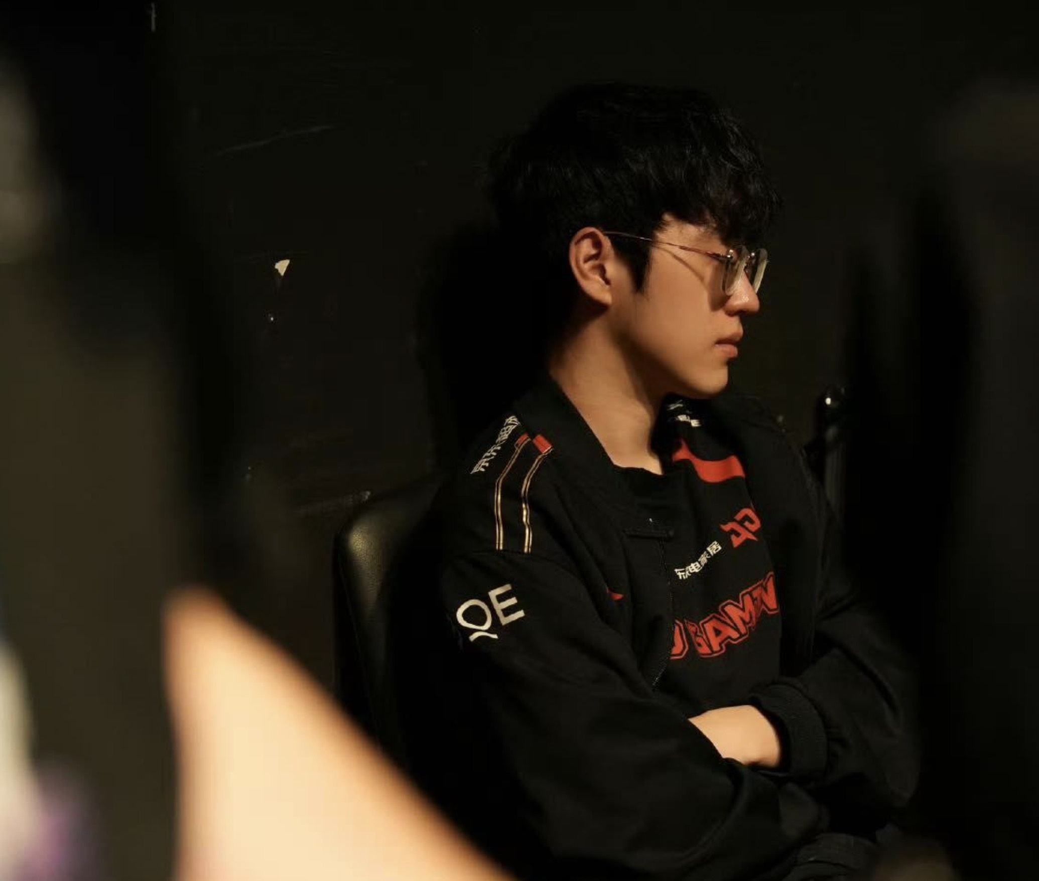 Sieu sao LMHT Han Quoc phai boi thuong 4,6 trieu USD vi ‘di dem’ hinh anh