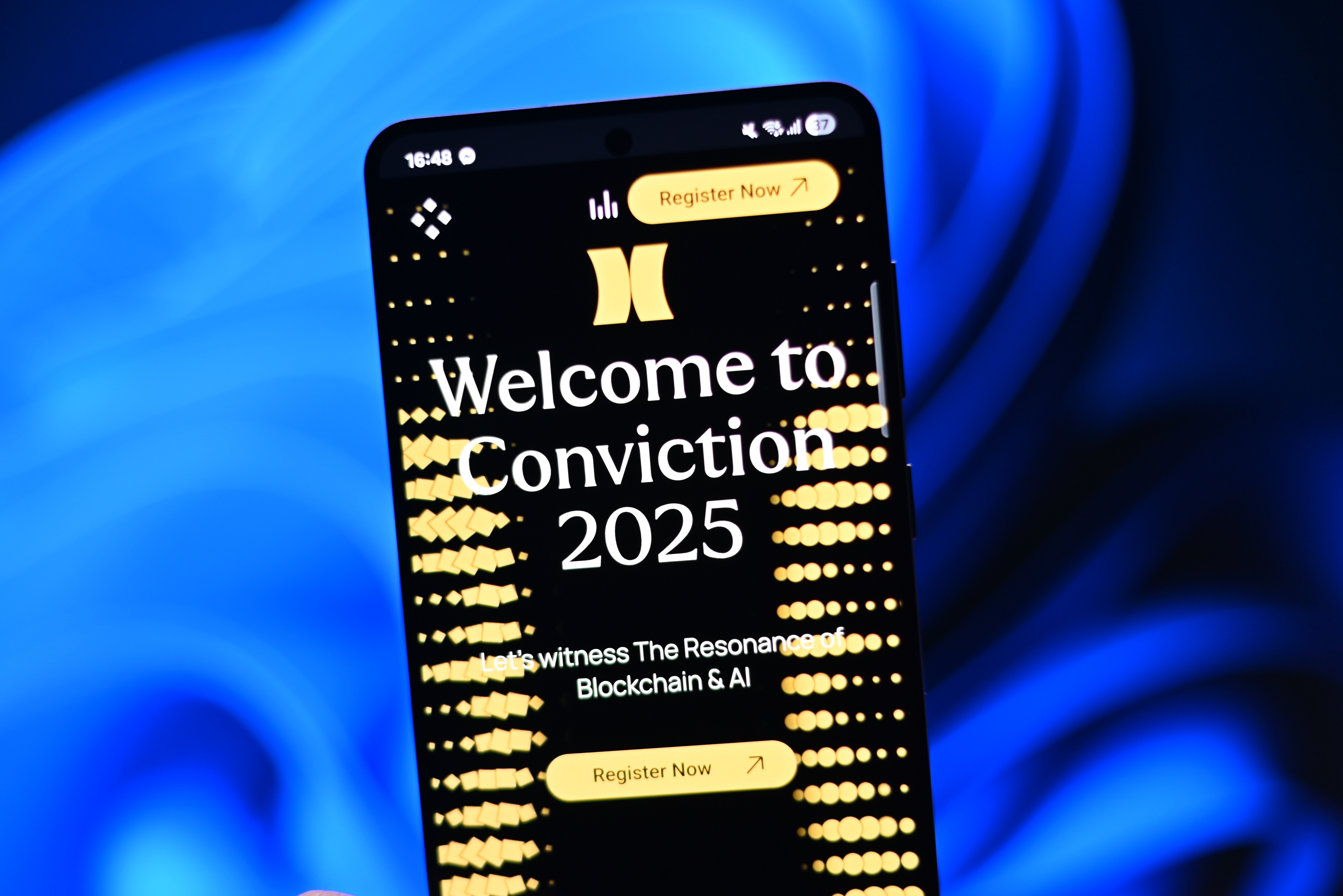 48 gio cung blockchain va AI tai Conviction 2025 hinh anh