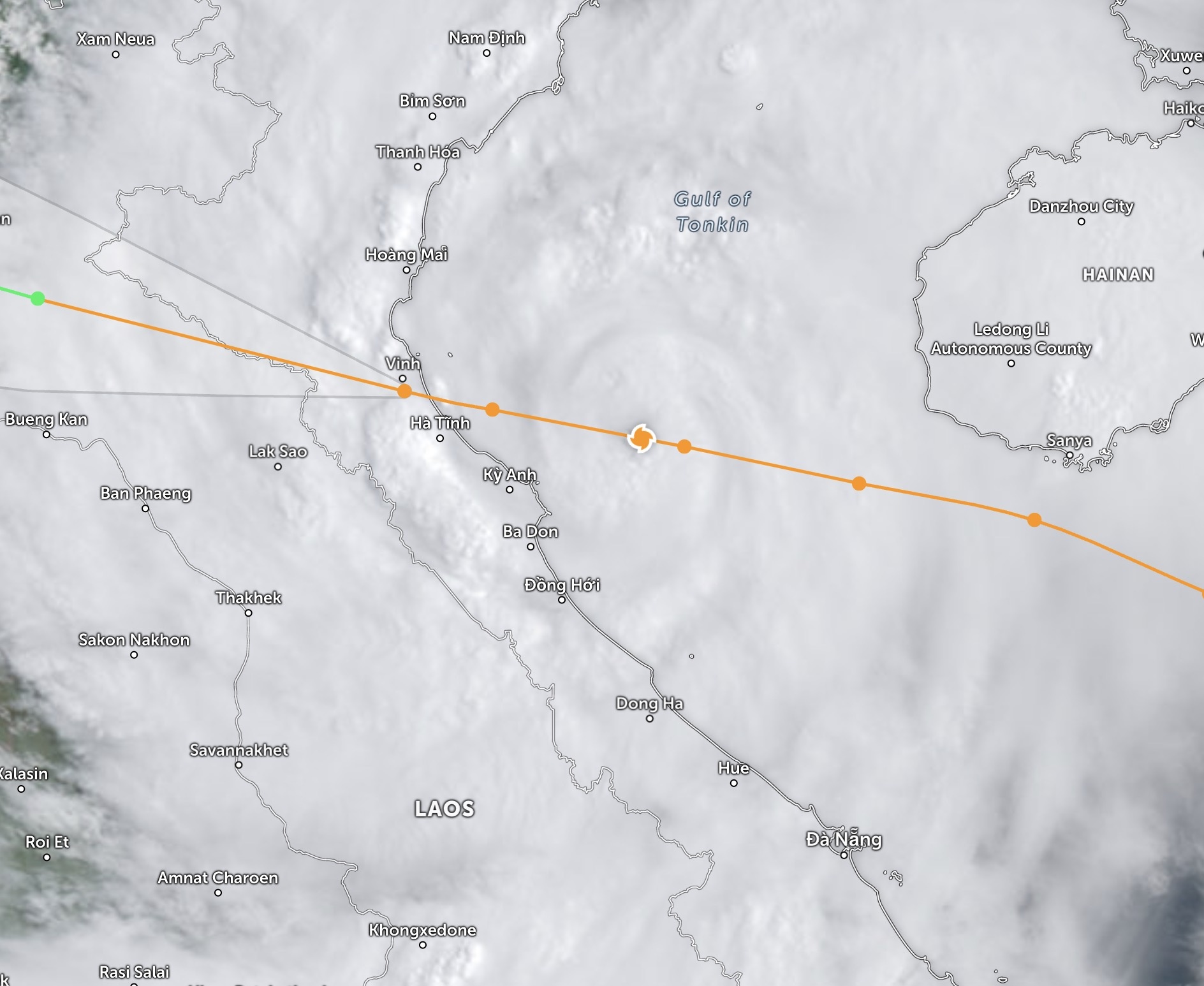 Bao di cham, quanh co nhu Kajiki cang nguy hiem hinh anh