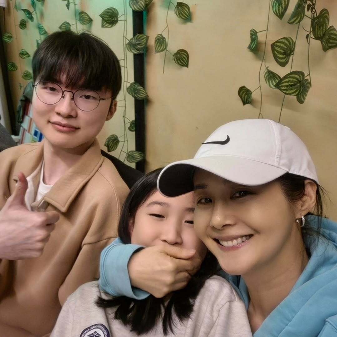 Faker doi thuong anh 1