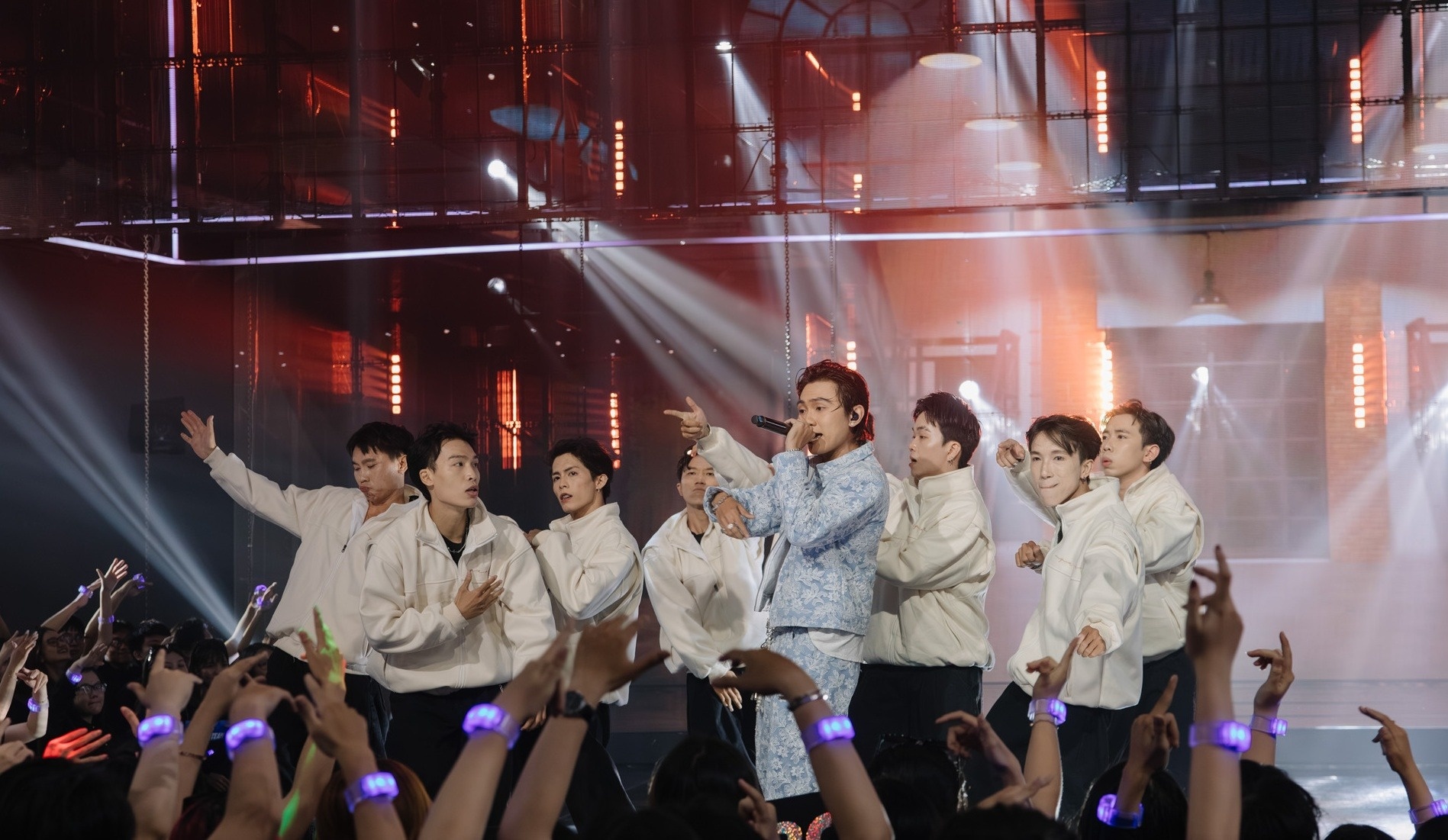 រូបថត K+ លេខ ៣ K+ anh 3