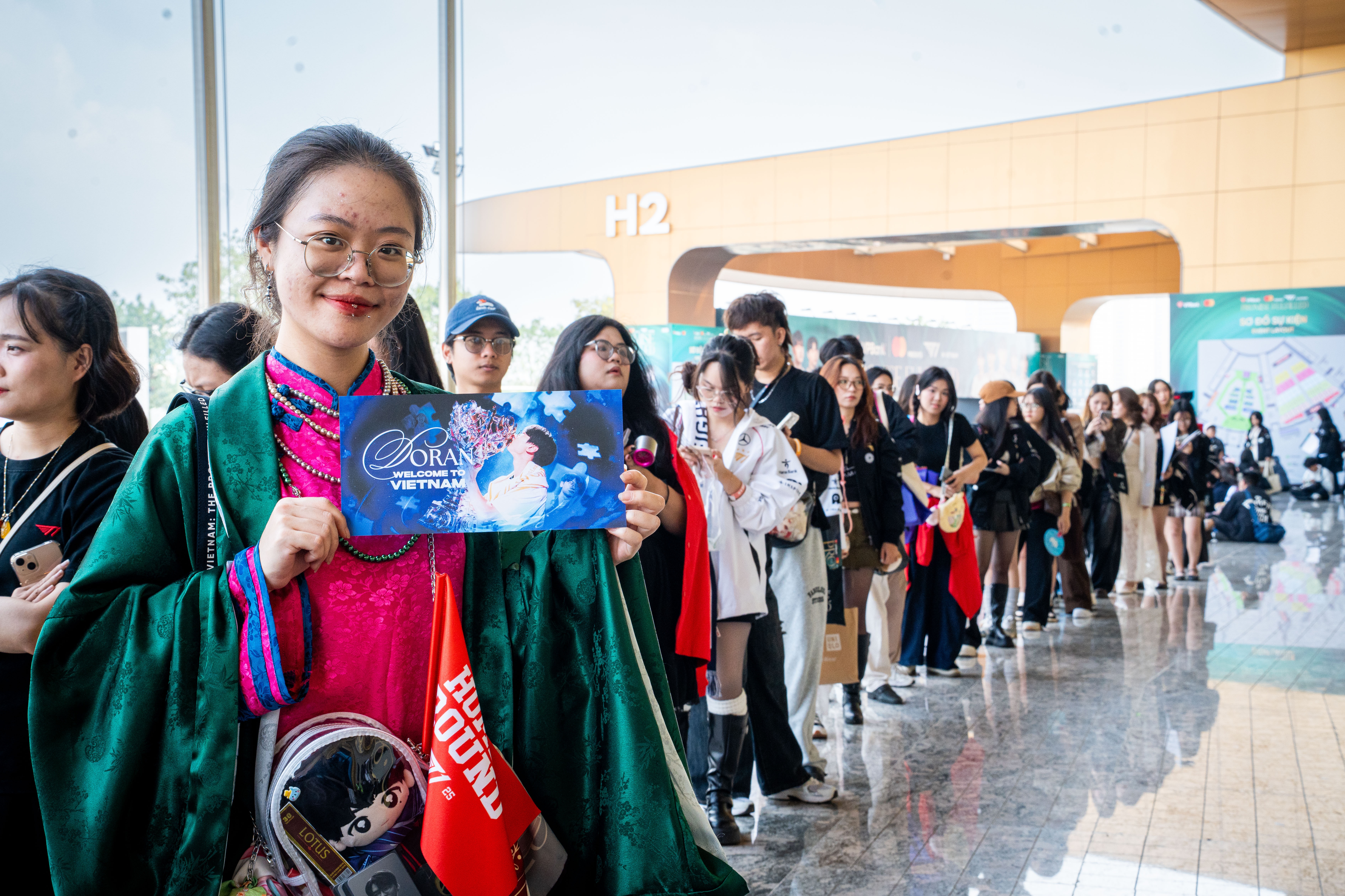 T1 sang Viet Nam anh 3