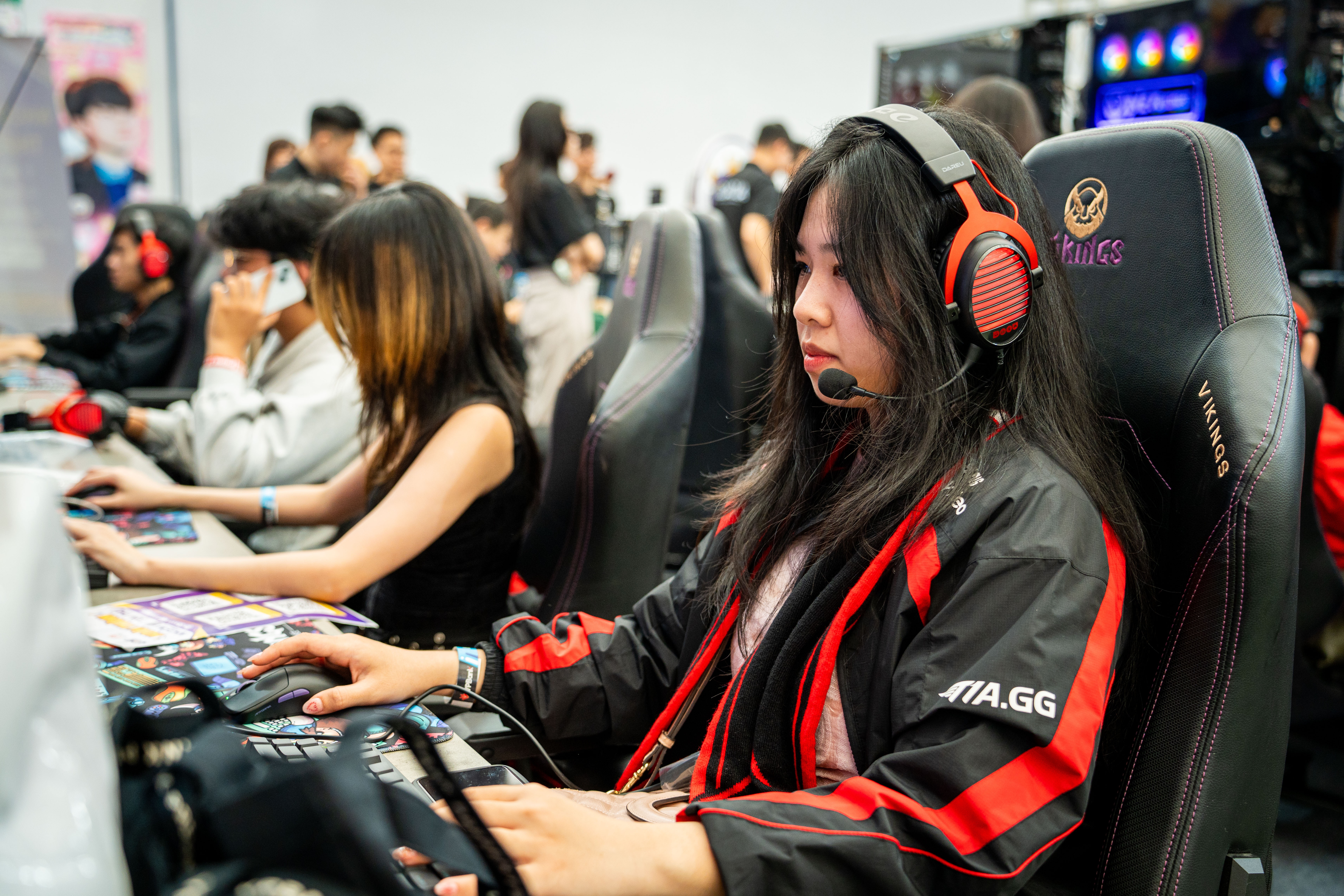 T1 sang Viet Nam anh 8