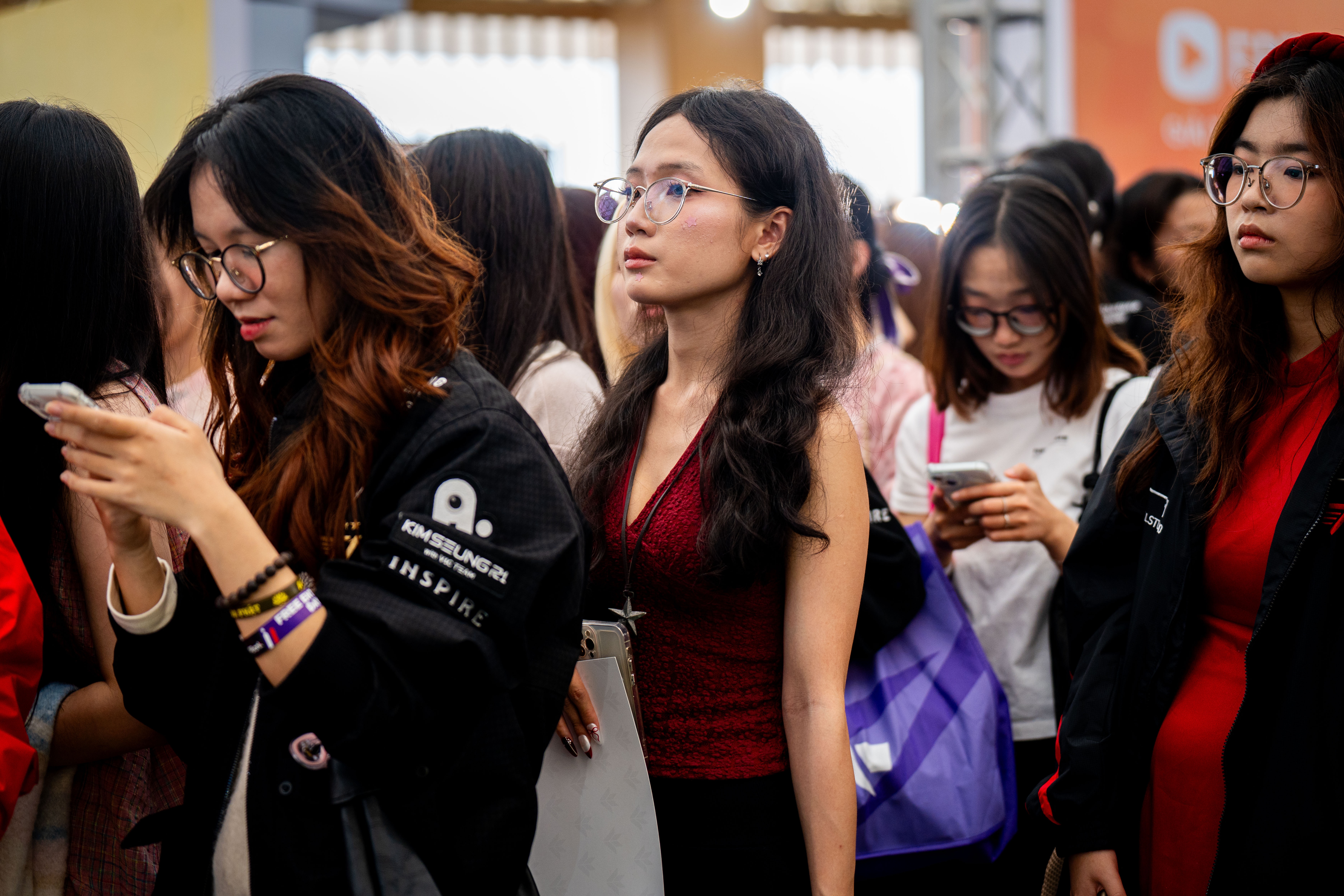 T1 sang Viet Nam anh 1