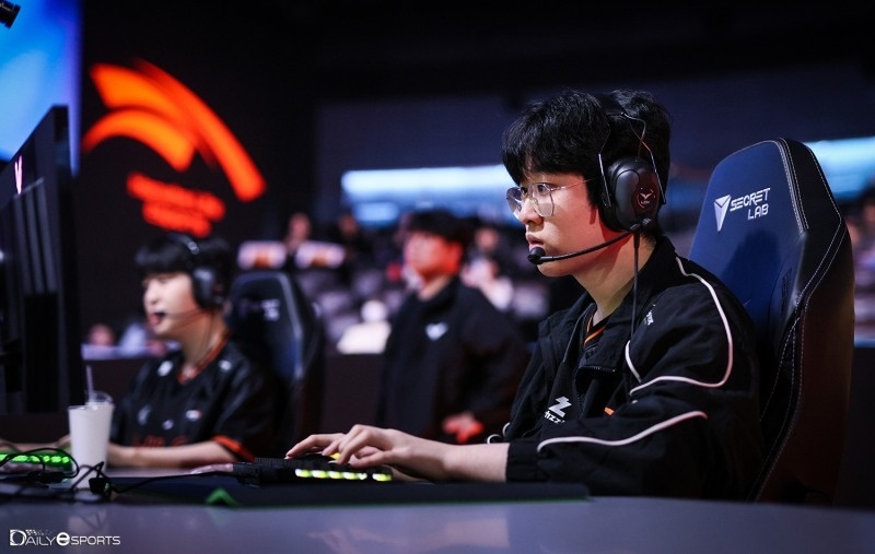 Dia chan o LCK hinh anh