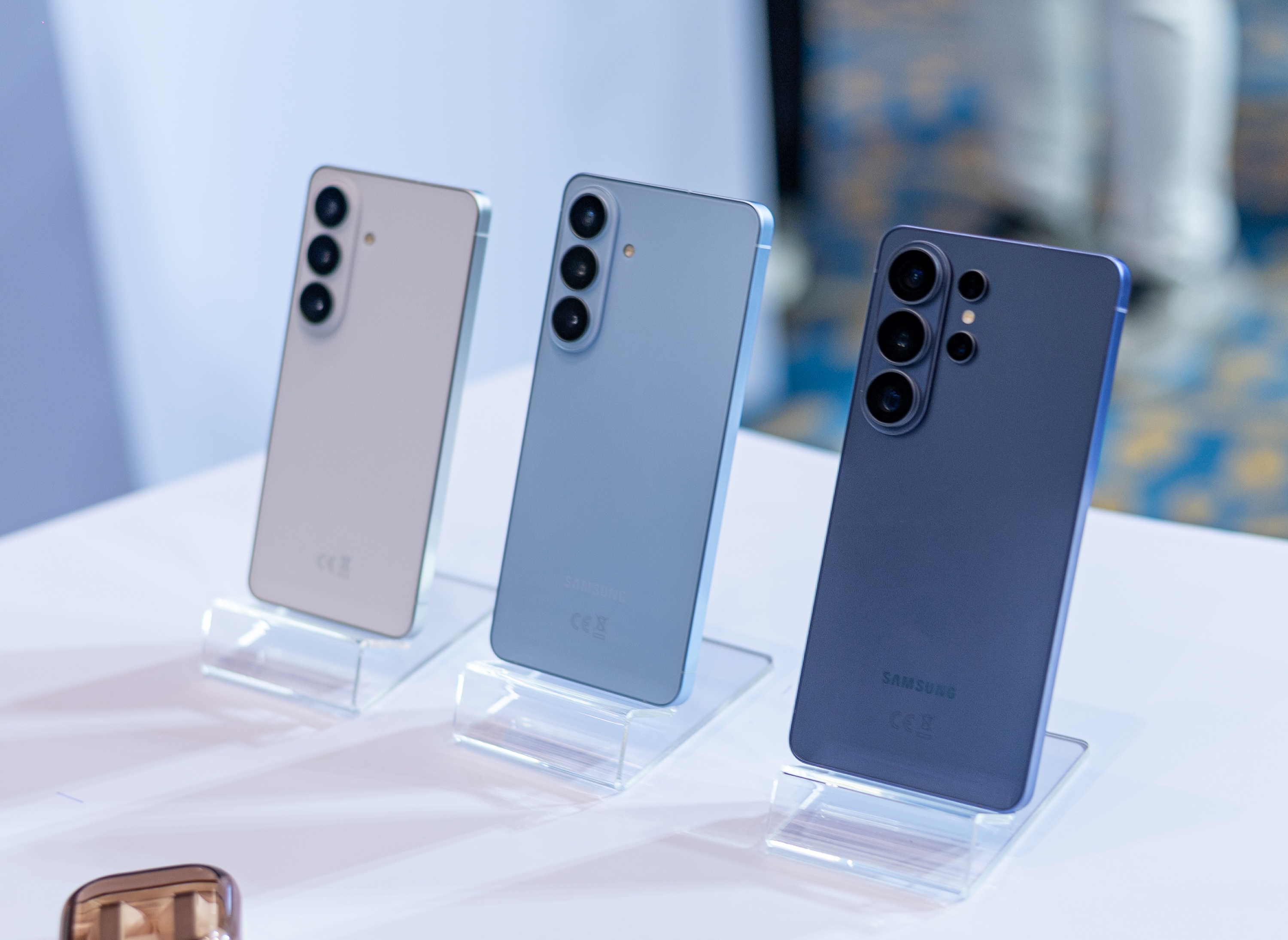Samsung tăng giá loạt điện thoại ở Việt Nam, cao nhất 4 triệu mỗi máy