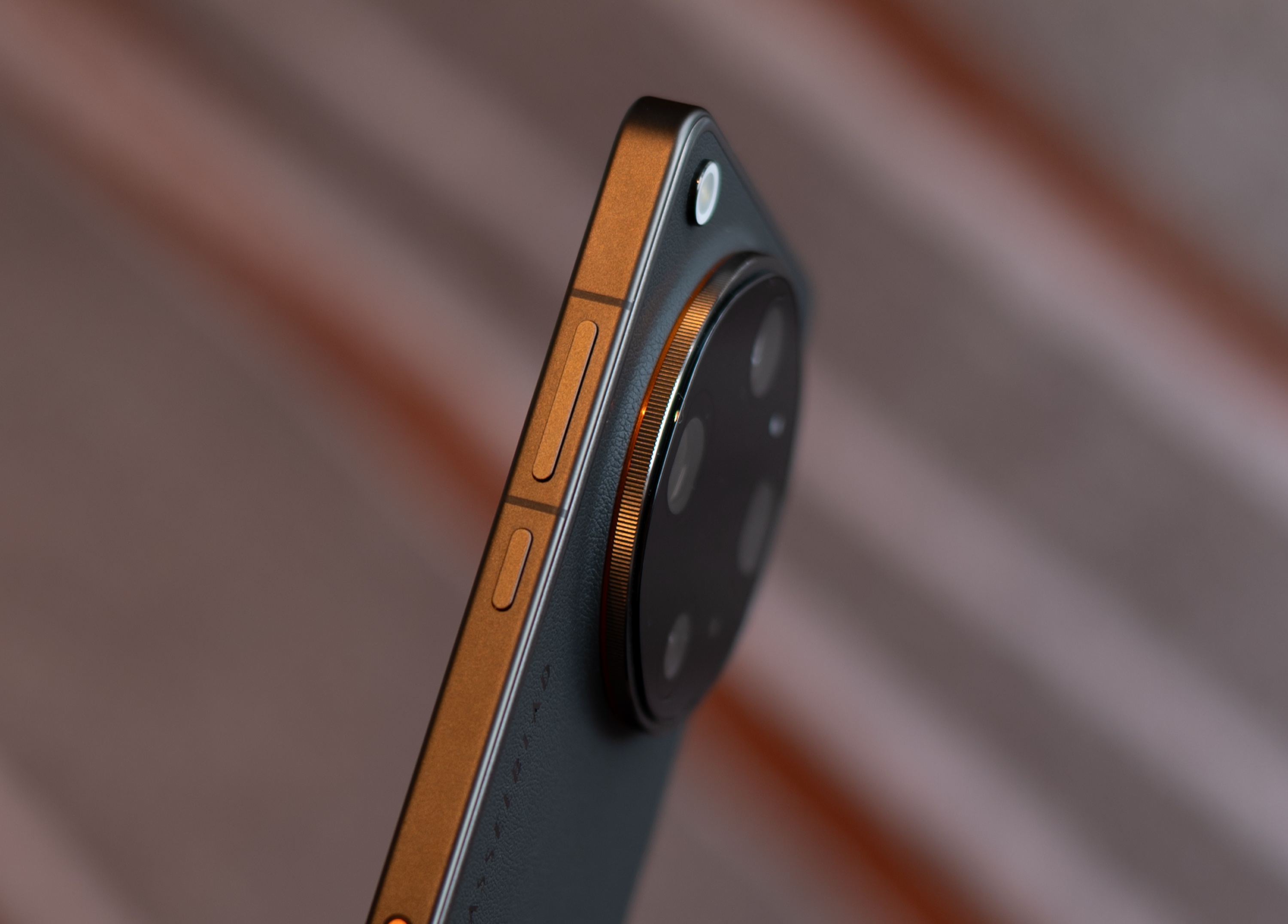 Find X9 Ultra anh 10