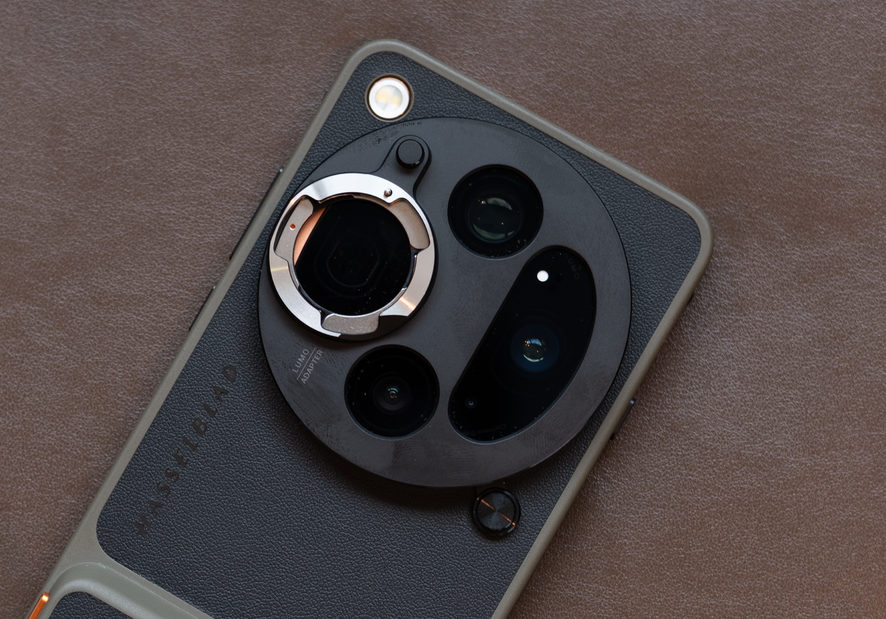 Hang Trung Quoc mat 5 nam de lam mot chiec camera hinh anh