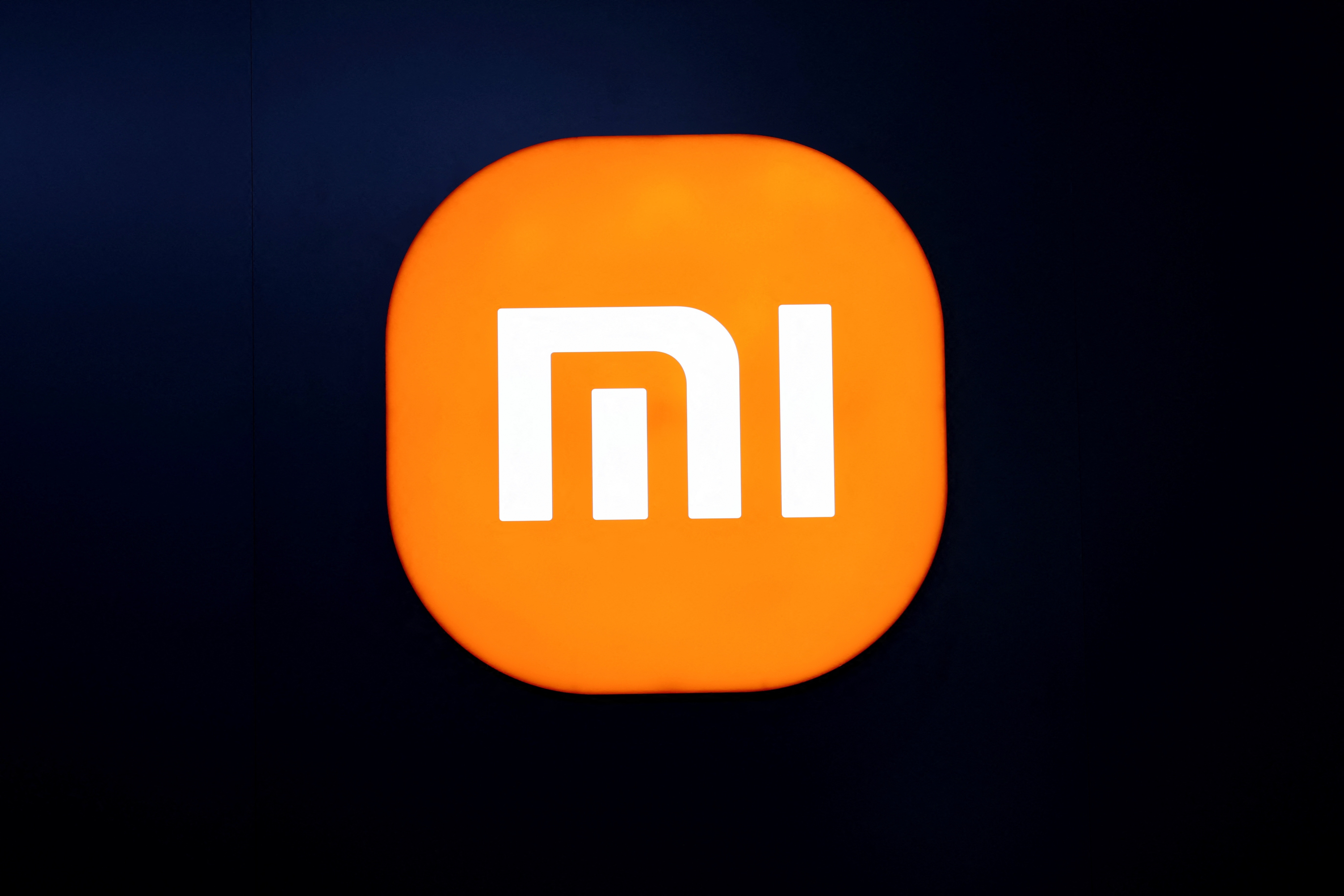 Xiaomi Viet Nam bi phat 290 trieu dong hinh anh