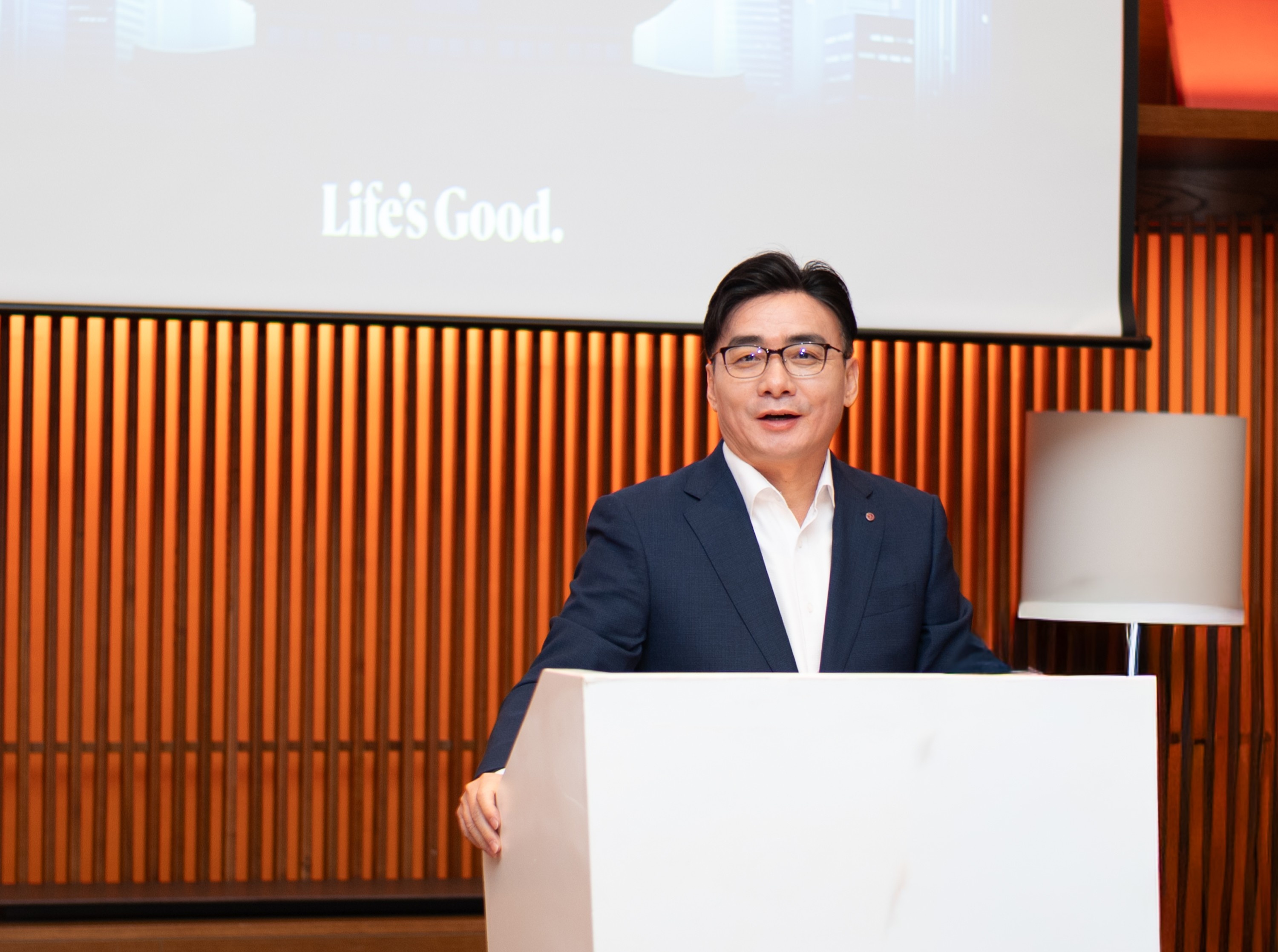 LG ảnh 1