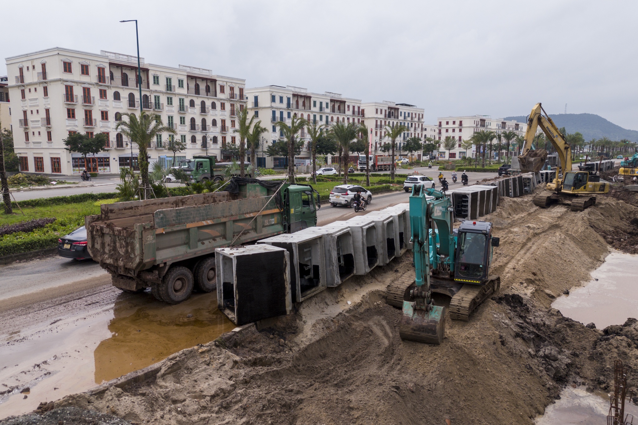 APEC, tàu điện LRT ảnh 39 APEC, tàu điện LRT ảnh 39