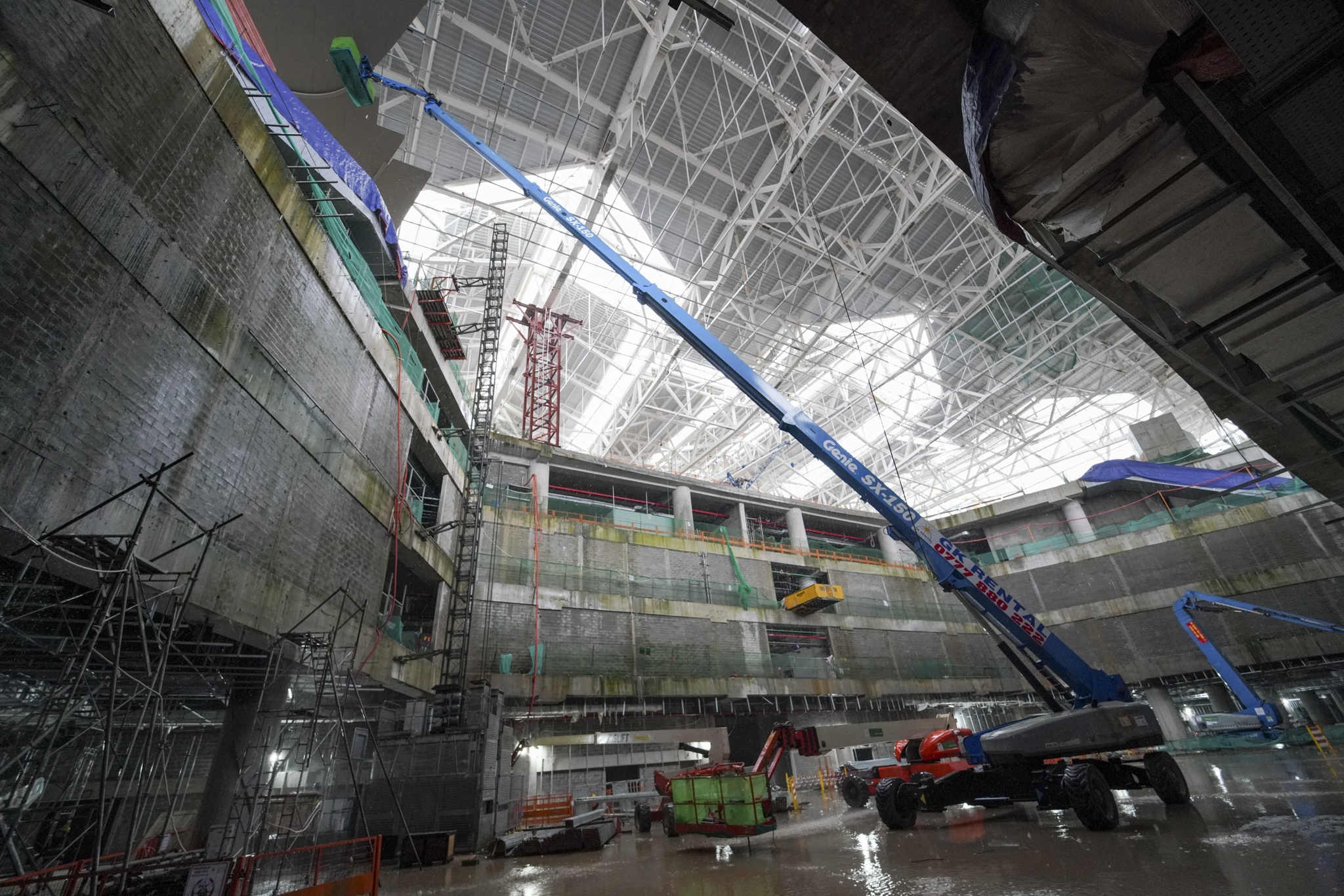 APEC, tàu điện LRT ảnh 21 APEC, tàu điện LRT ảnh 21