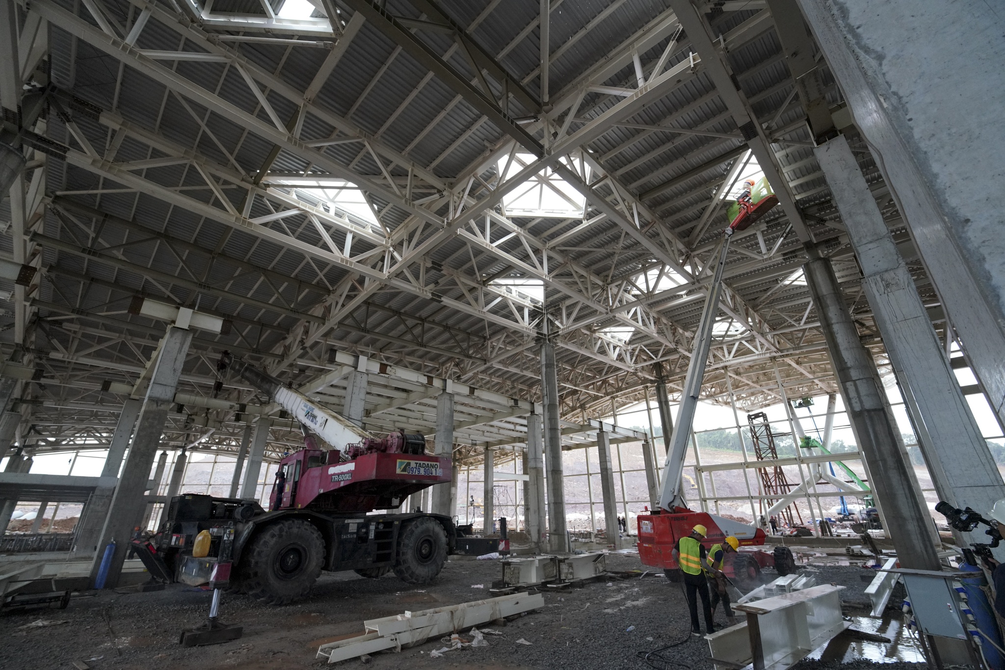 APEC, tàu điện LRT ảnh 26 APEC, tàu điện LRT ảnh 26