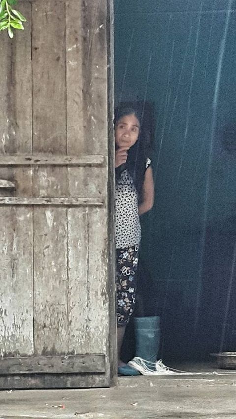 Những hình ảnh gây xúc động mà Trần Lập ghi lại trong chuyến đi cứu trợ