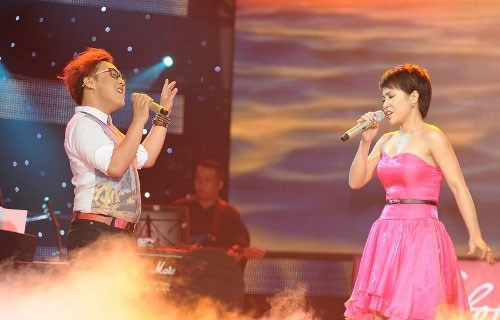 Uyen Linh va Trung Quan - Noi ay co cha hinh anh