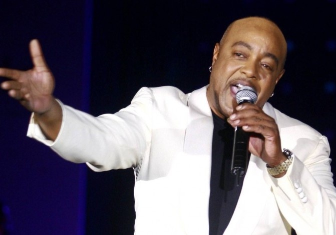 Huy buoi dien cua Peabo Bryson tai TP HCM hinh anh