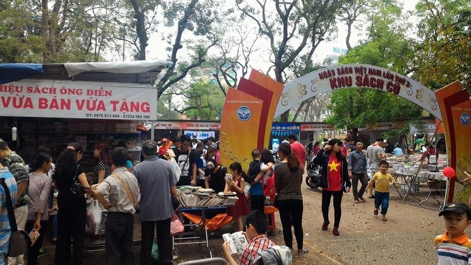 Ngay sach Viet Nam anh 1