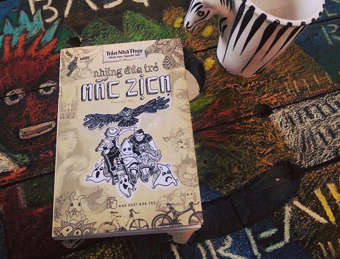 nhung dua tre mac zich anh 1