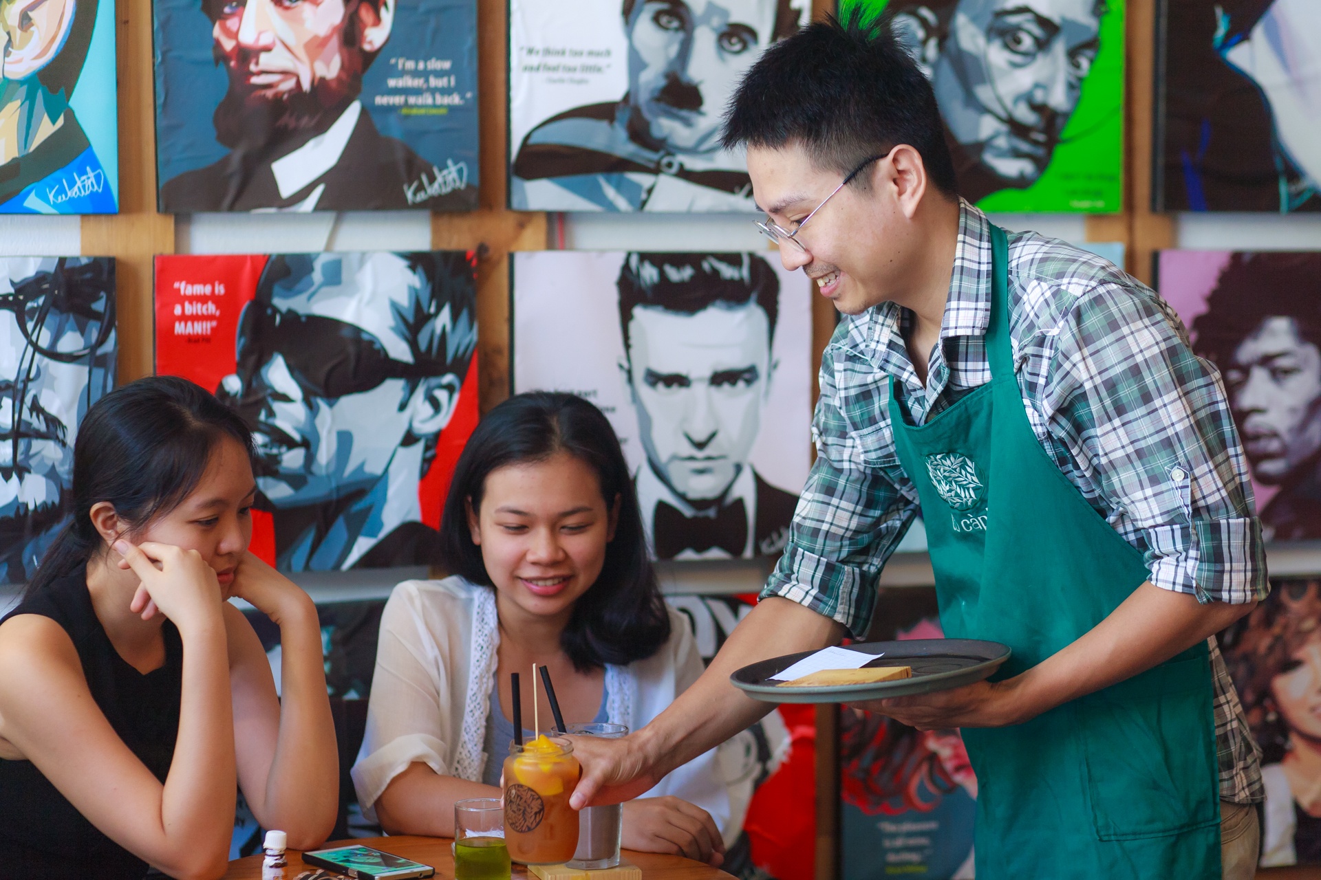 quan ca phe sach o Da Nang anh 4