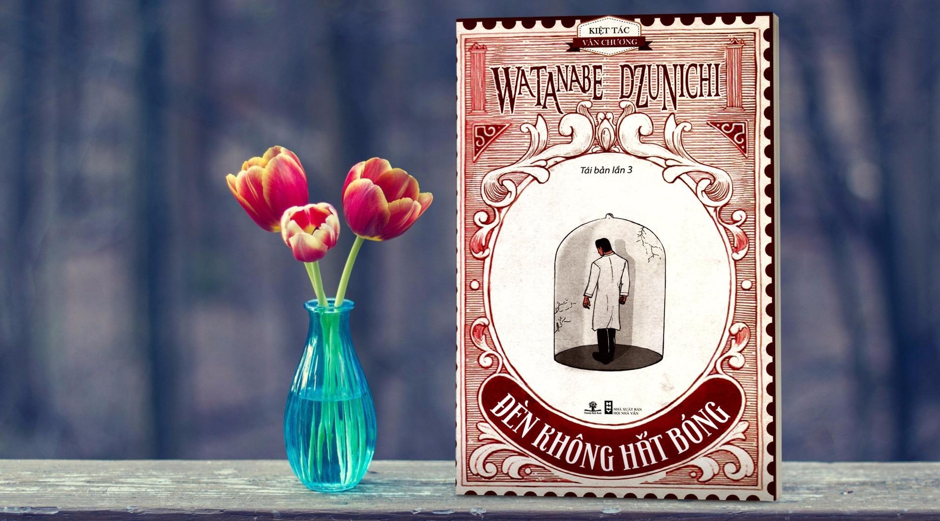 Con nguoi tran trui duoi nhung ngon den khong hat bong hinh anh