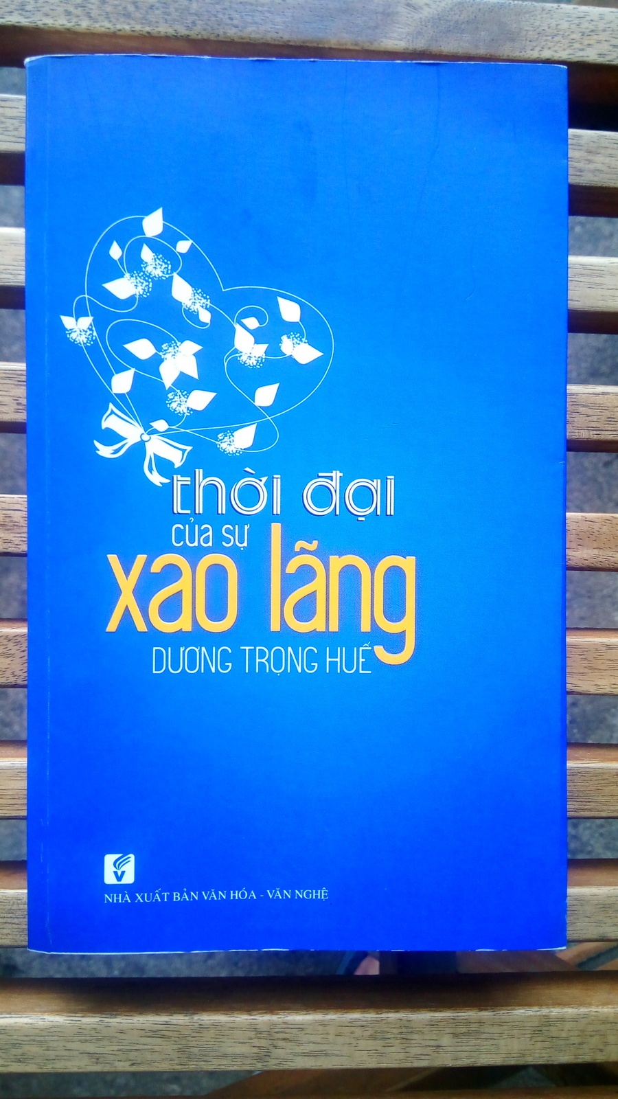 thời đại của sự xao lãng ảnh 2 thoi dai cua su xao lang anh 2